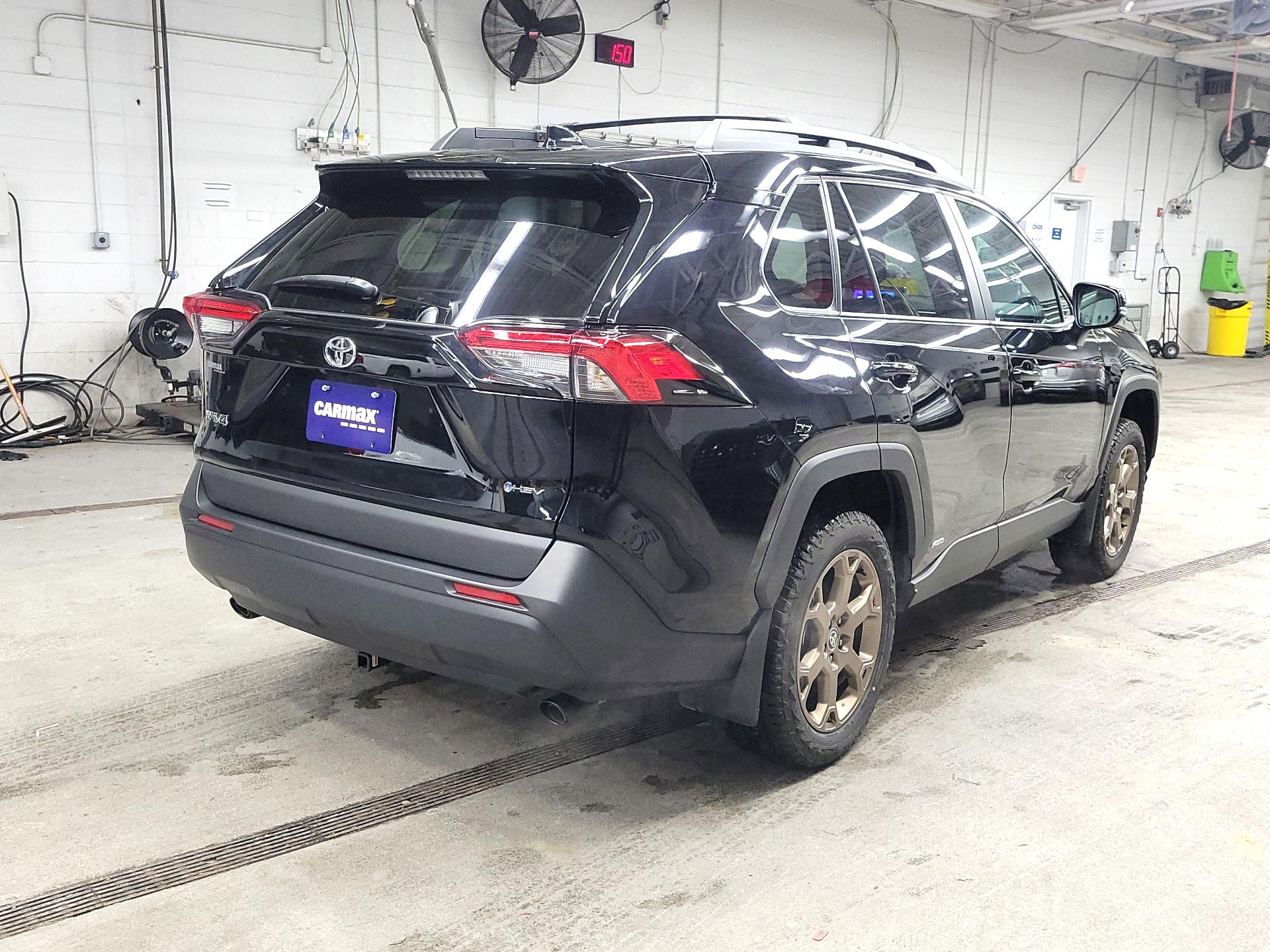 Thumbnail: 2025 Toyota RAV4 - 5