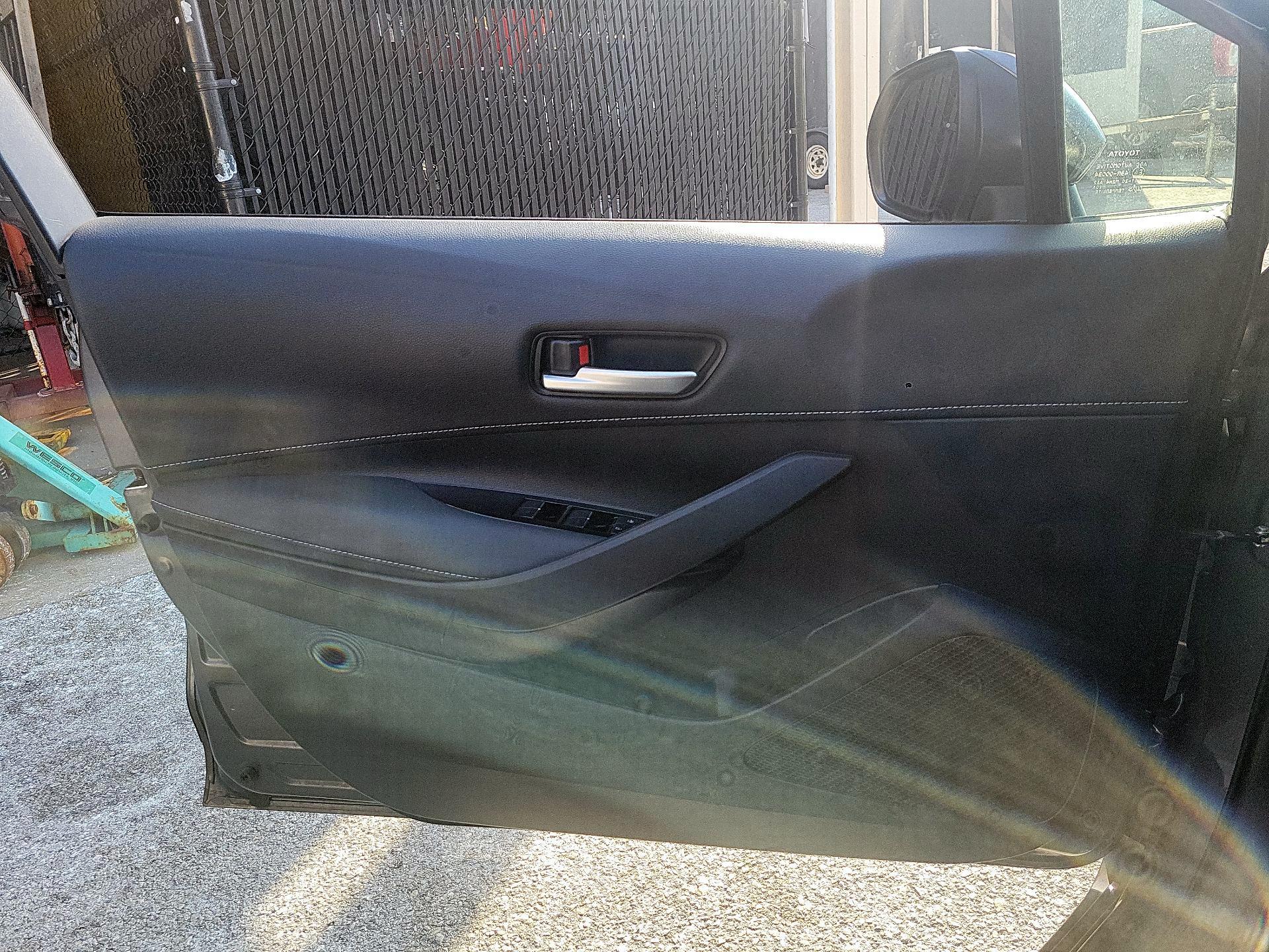 Thumbnail: 2023 Toyota Corolla - 10