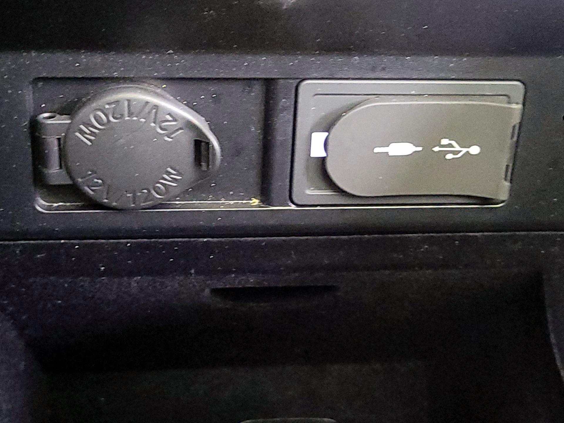 Thumbnail: 2018 Lexus RX - 17