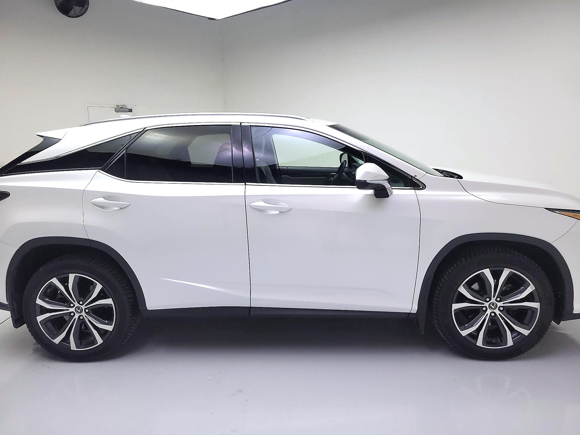 Thumbnail: 2018 Lexus RX - 4