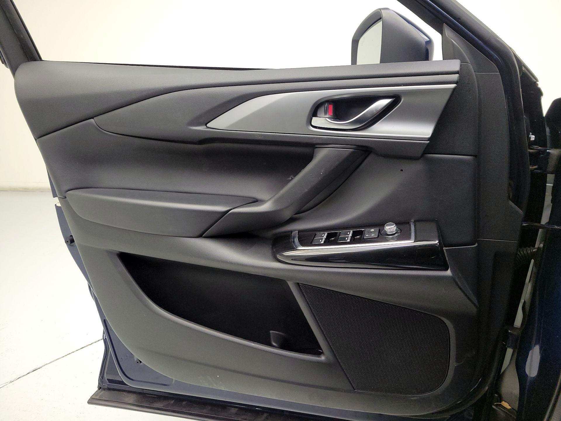 Thumbnail: 2023 Mazda CX-9 - 10