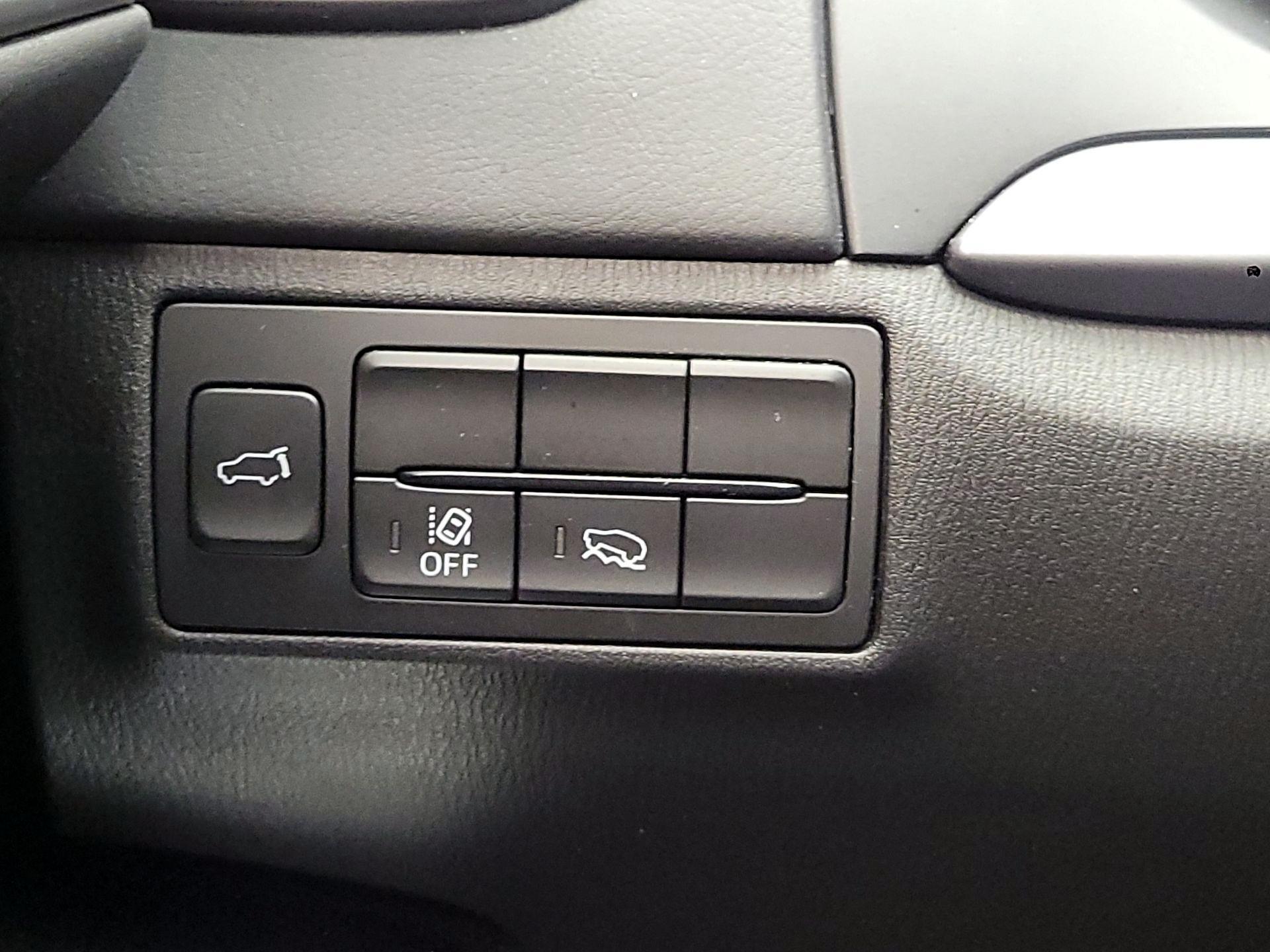 Thumbnail: 2023 Mazda CX-9 - 11