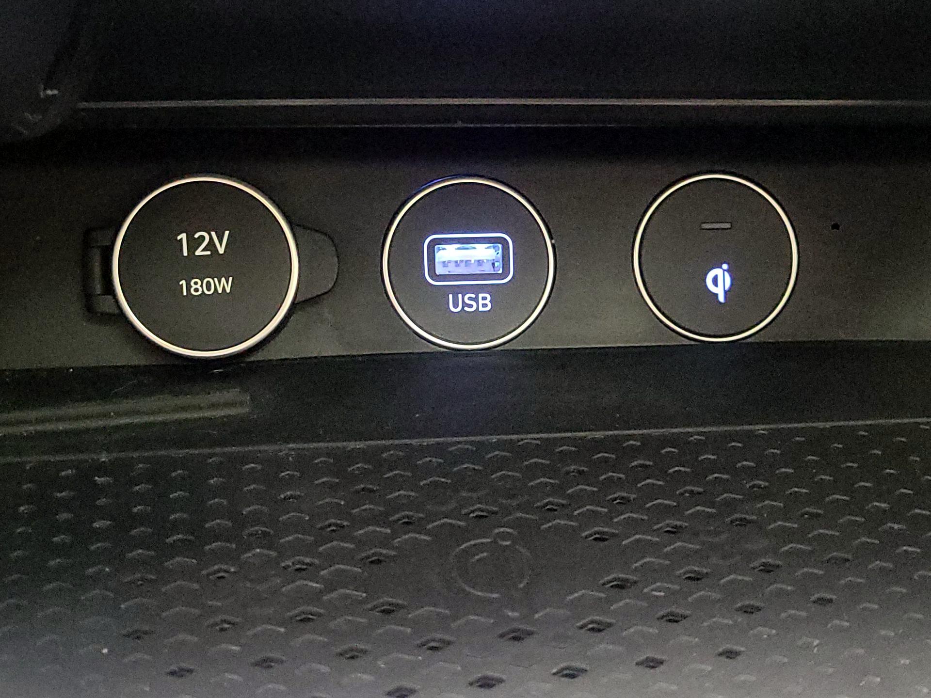 Thumbnail: 2023 Genesis G70 - 17