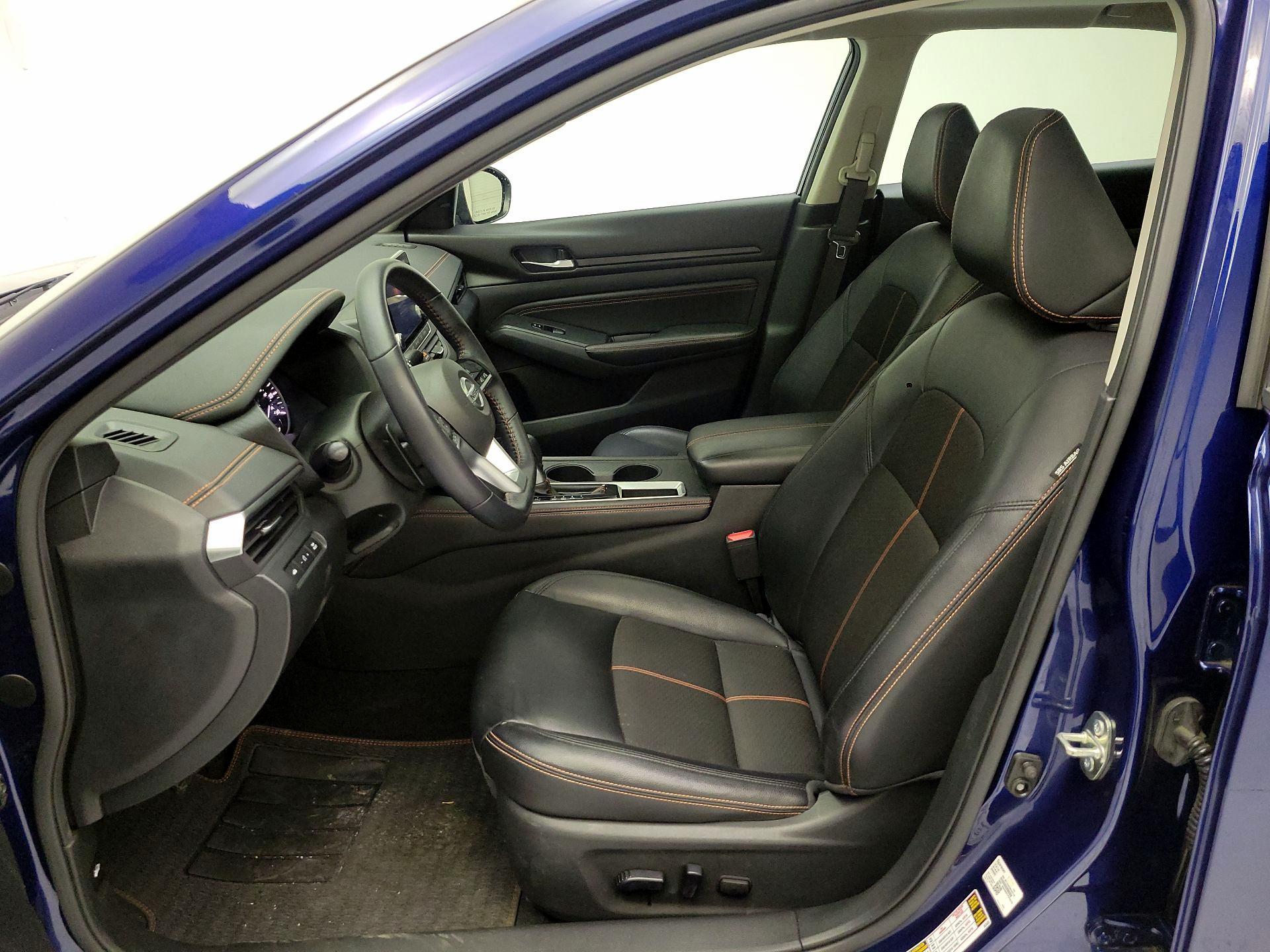 Thumbnail: 2020 Nissan Altima - 9