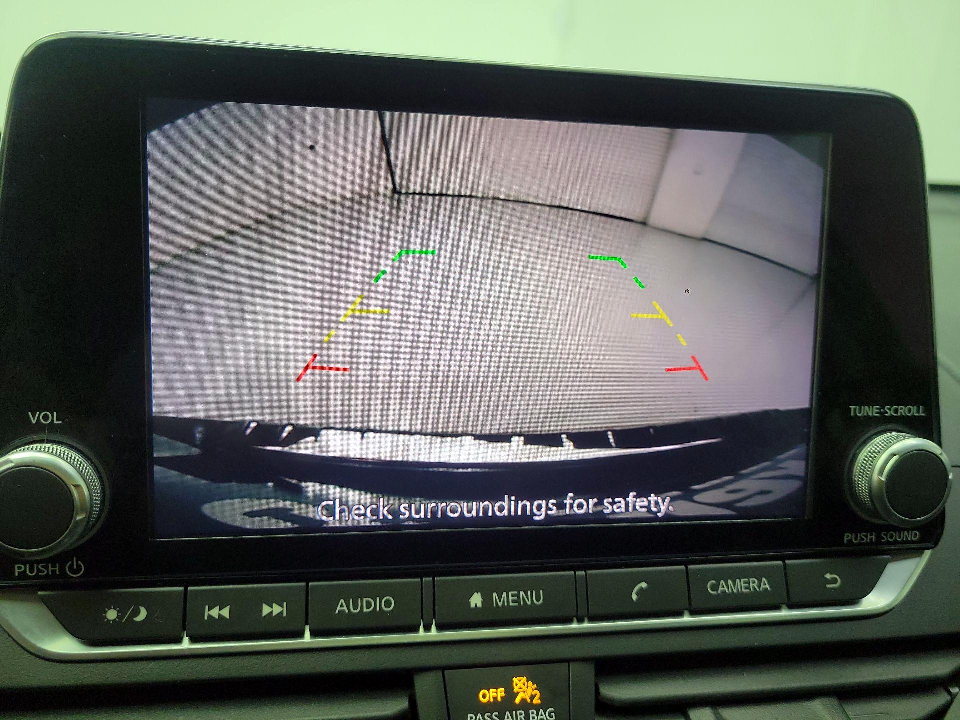 Thumbnail: 2020 Nissan Altima - 12