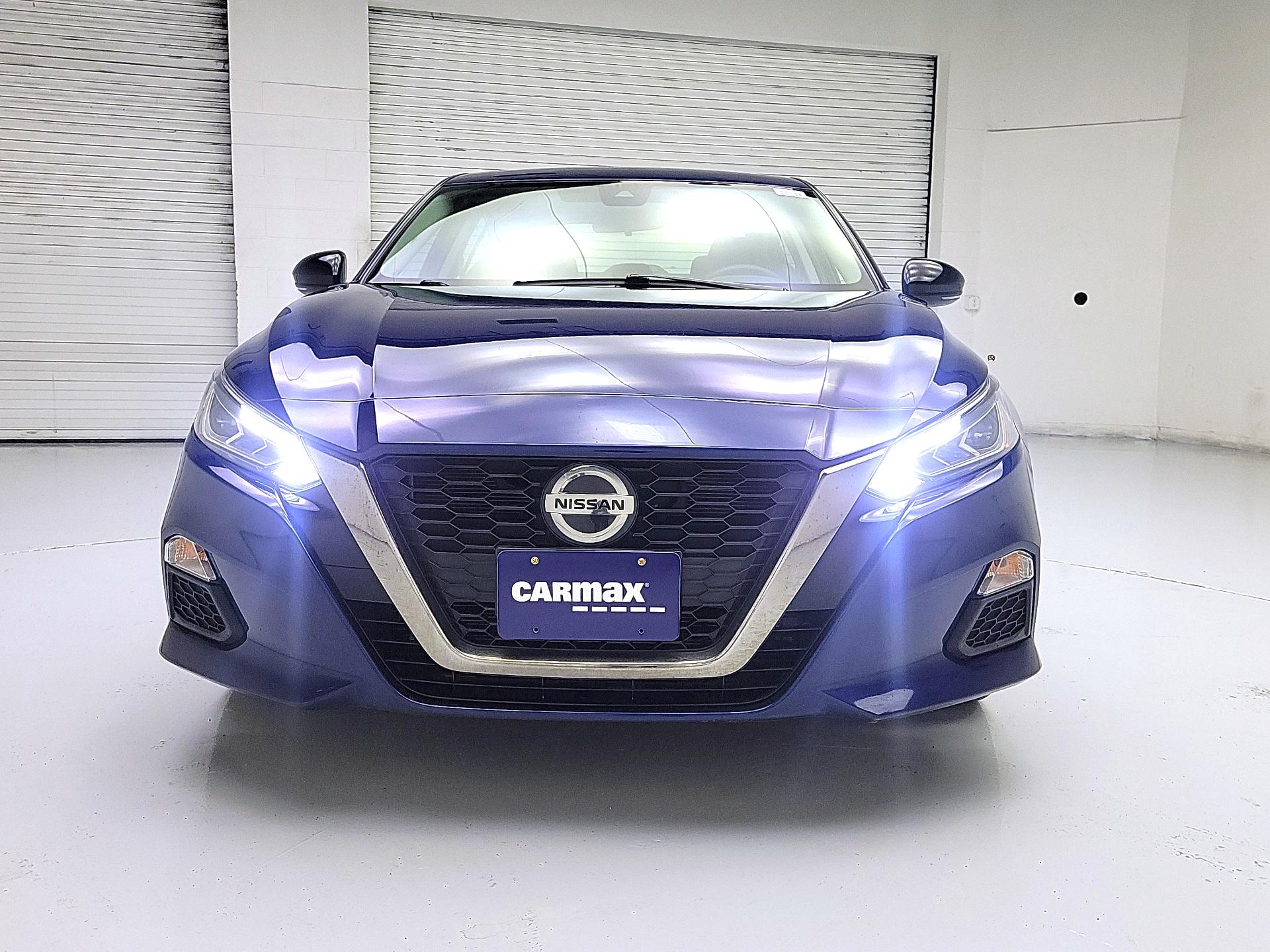 Thumbnail: 2020 Nissan Altima - 2