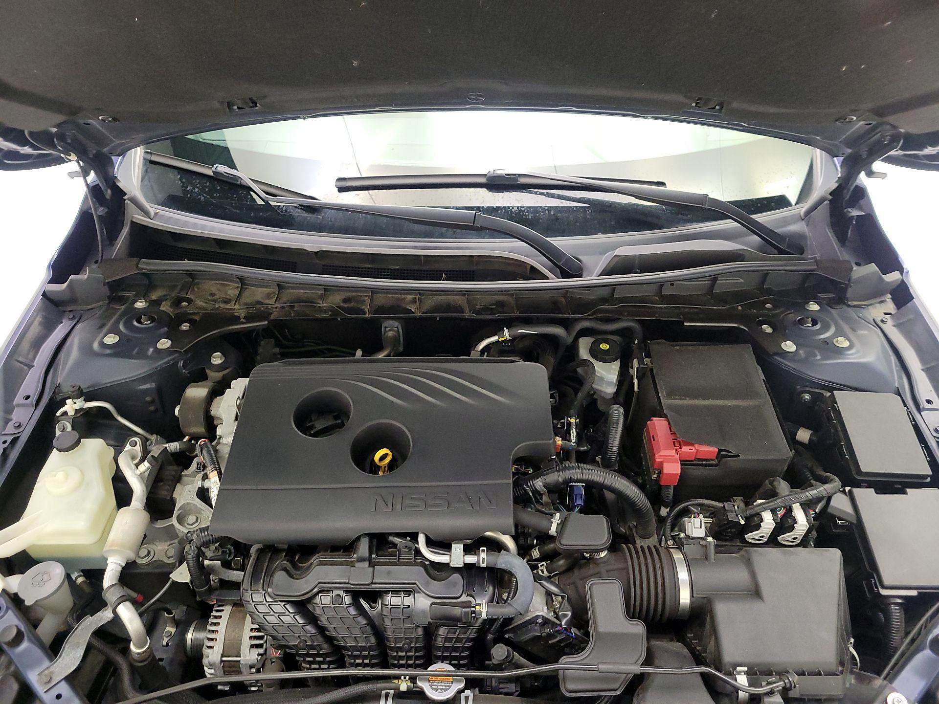 Thumbnail: 2020 Nissan Altima - 20