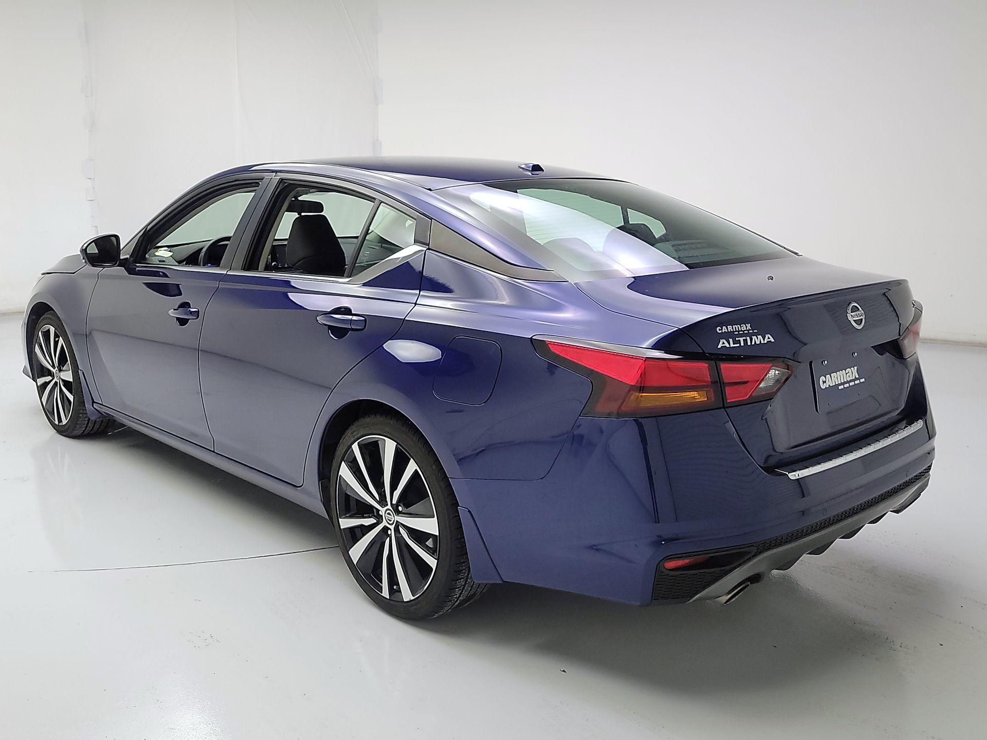 Thumbnail: 2020 Nissan Altima - 7