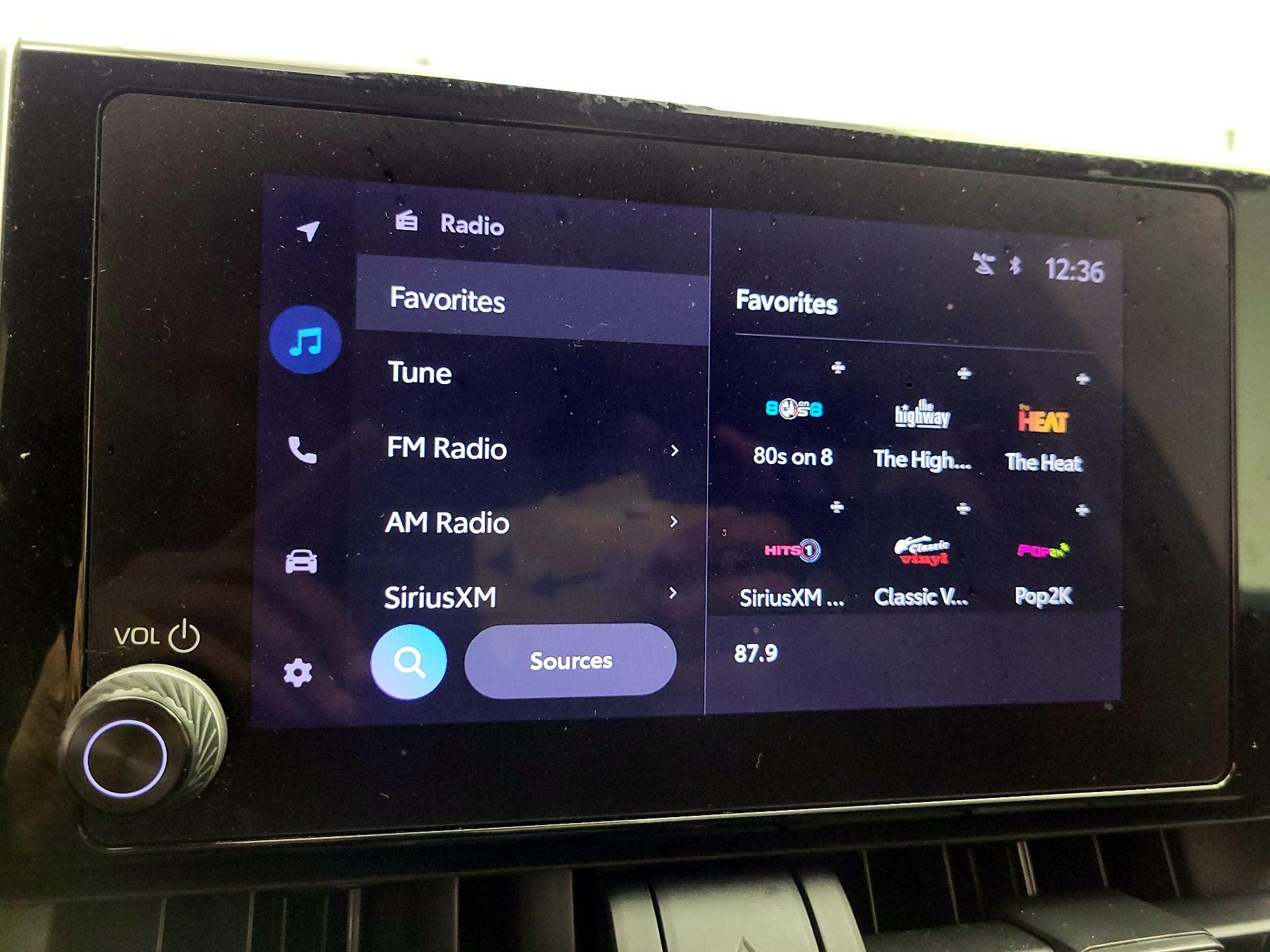 Thumbnail: 2023 Toyota RAV4 - 13