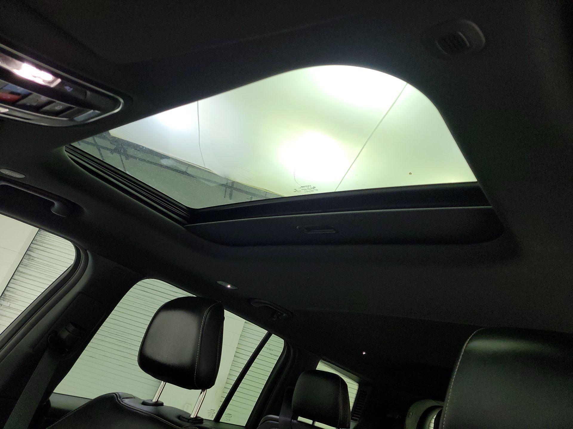 Thumbnail: 2023 Jeep Grand Cherokee L - 19