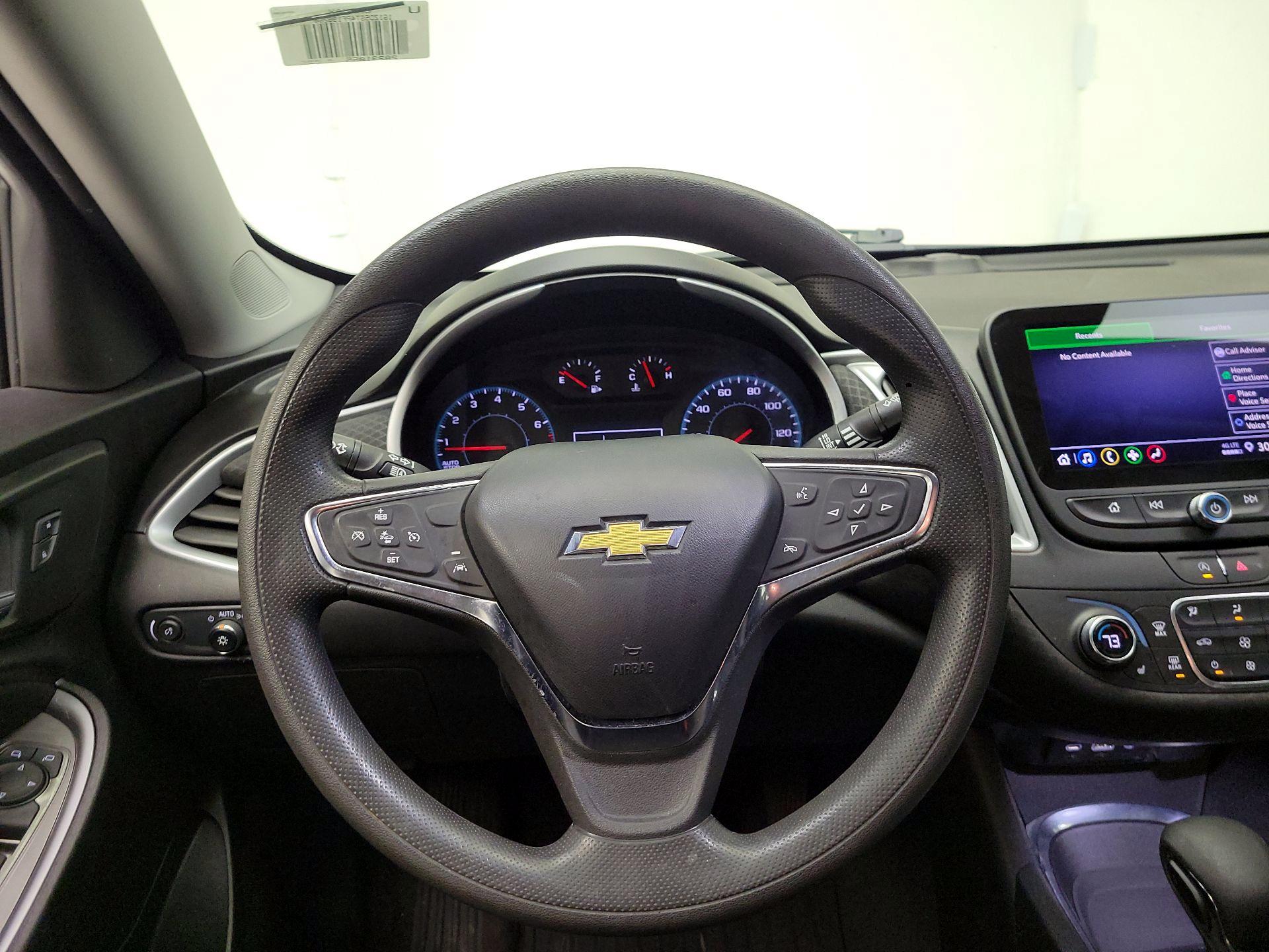 Thumbnail: 2023 Chevrolet Malibu - 10