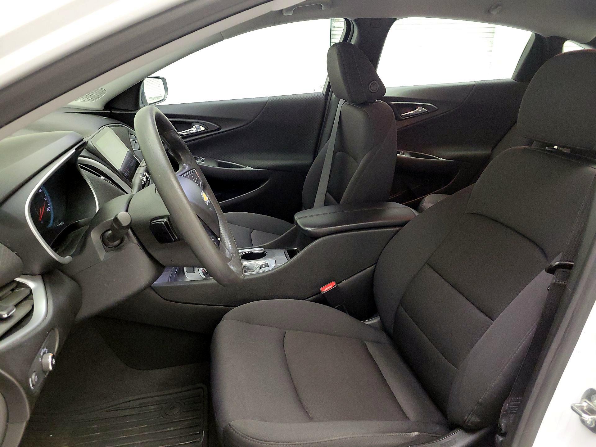 Thumbnail: 2023 Chevrolet Malibu - 11