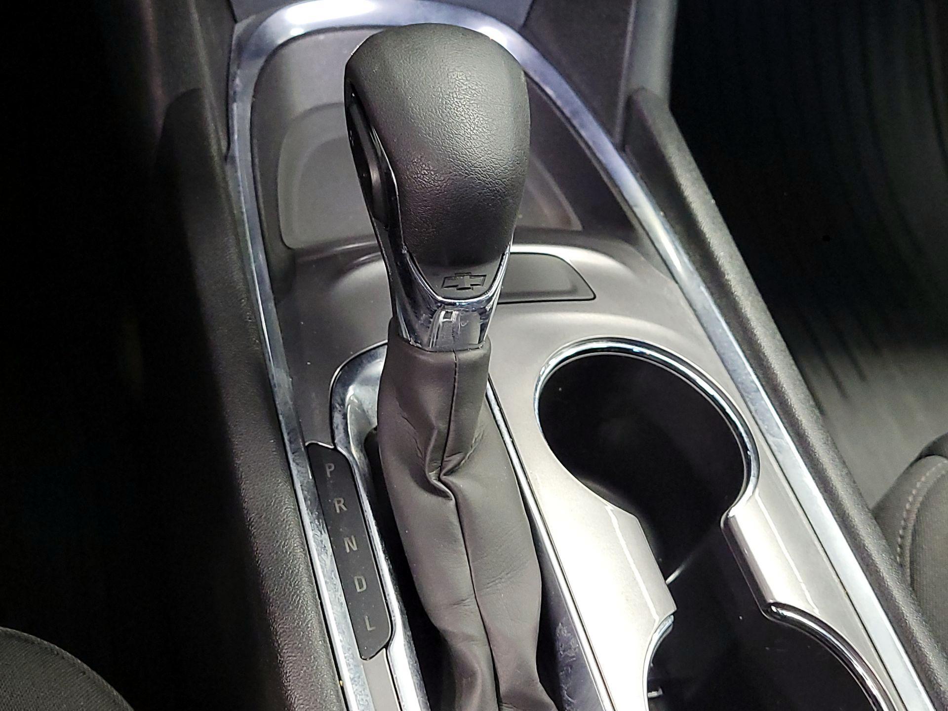 Thumbnail: 2023 Chevrolet Malibu - 18