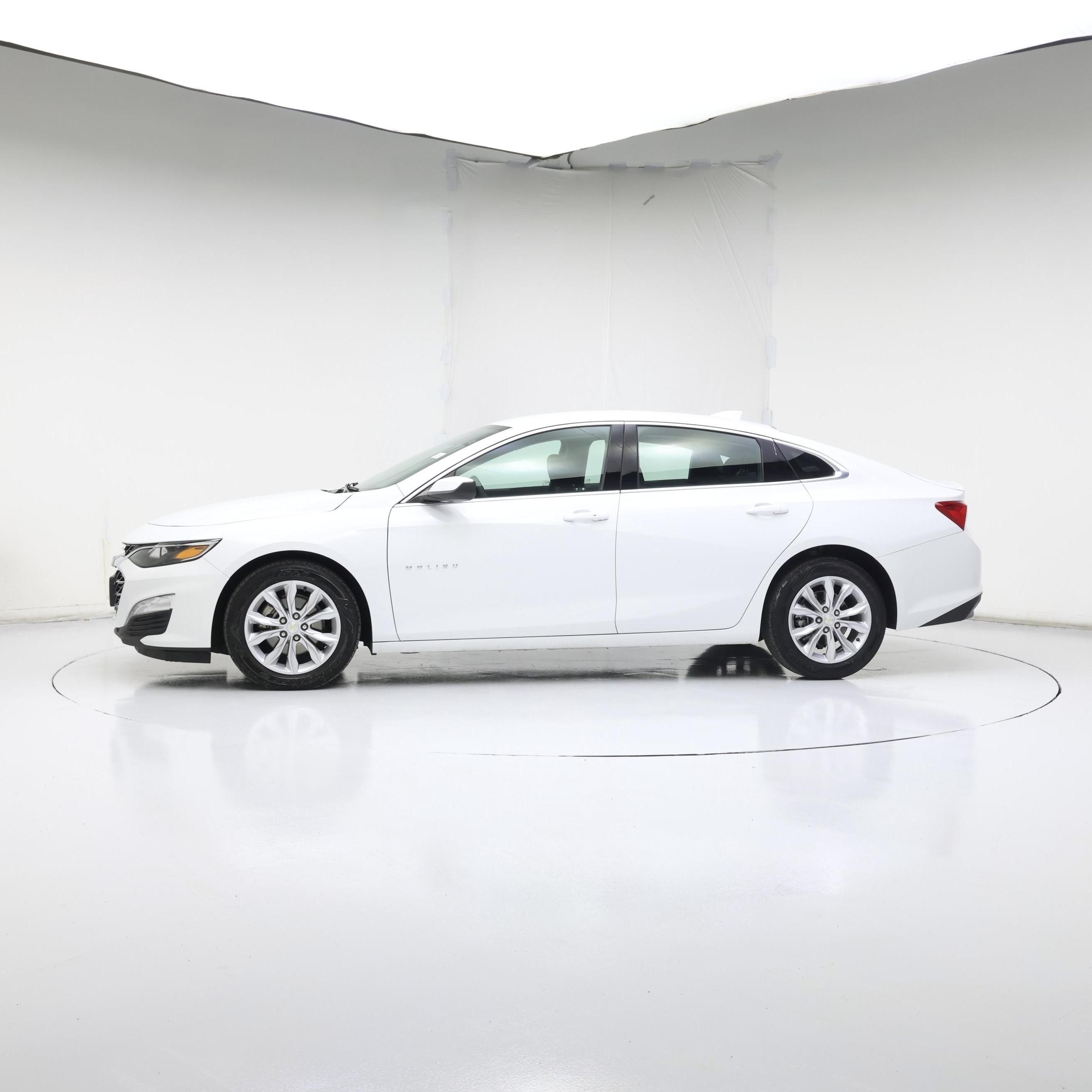 Thumbnail: 2023 Chevrolet Malibu - 3