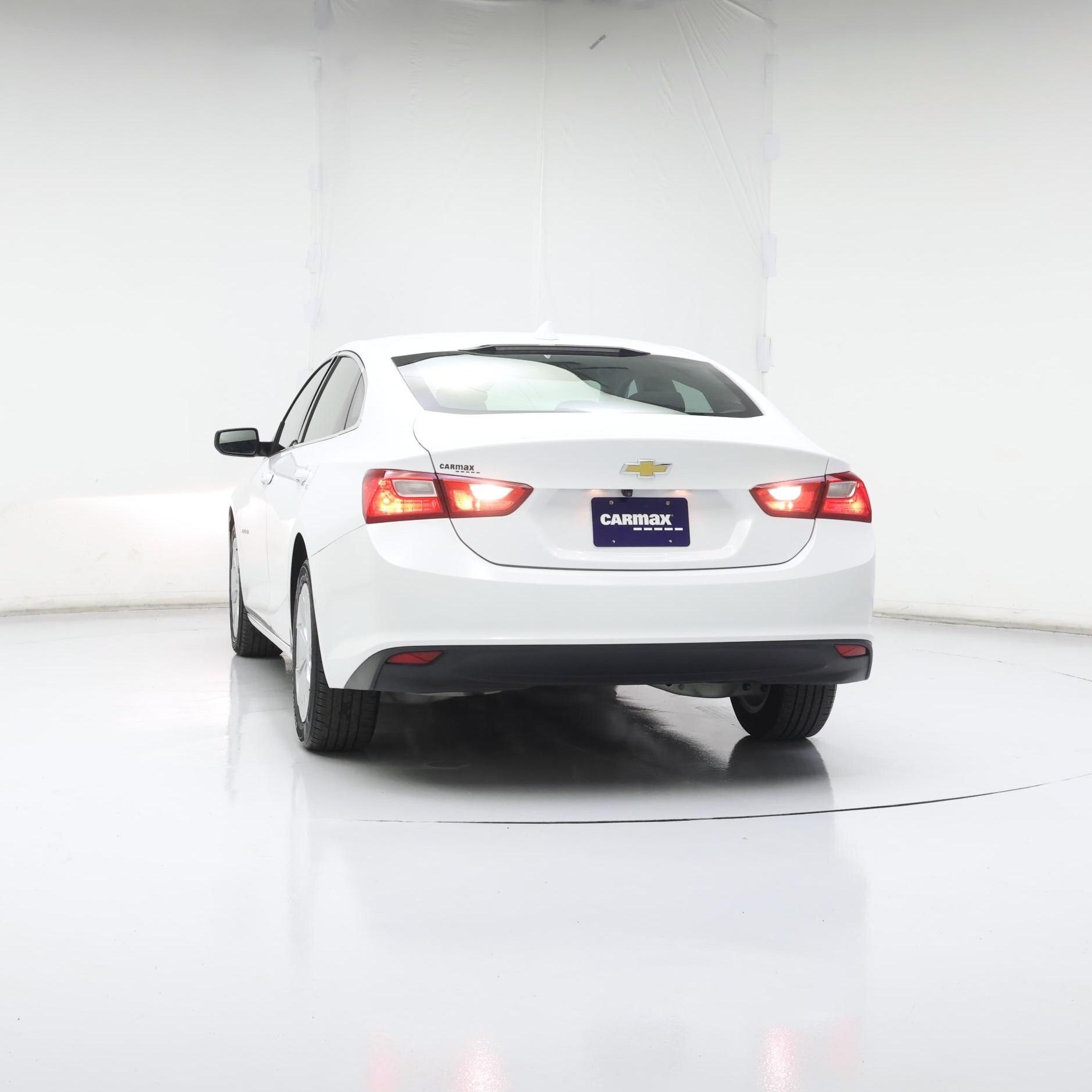 Thumbnail: 2023 Chevrolet Malibu - 6