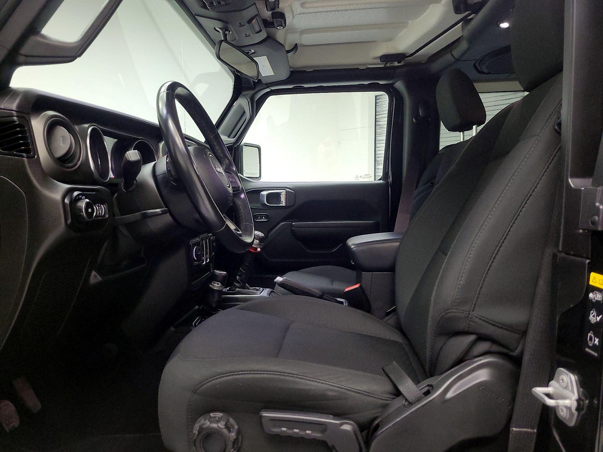 Thumbnail: 2021 Jeep Wrangler - 9