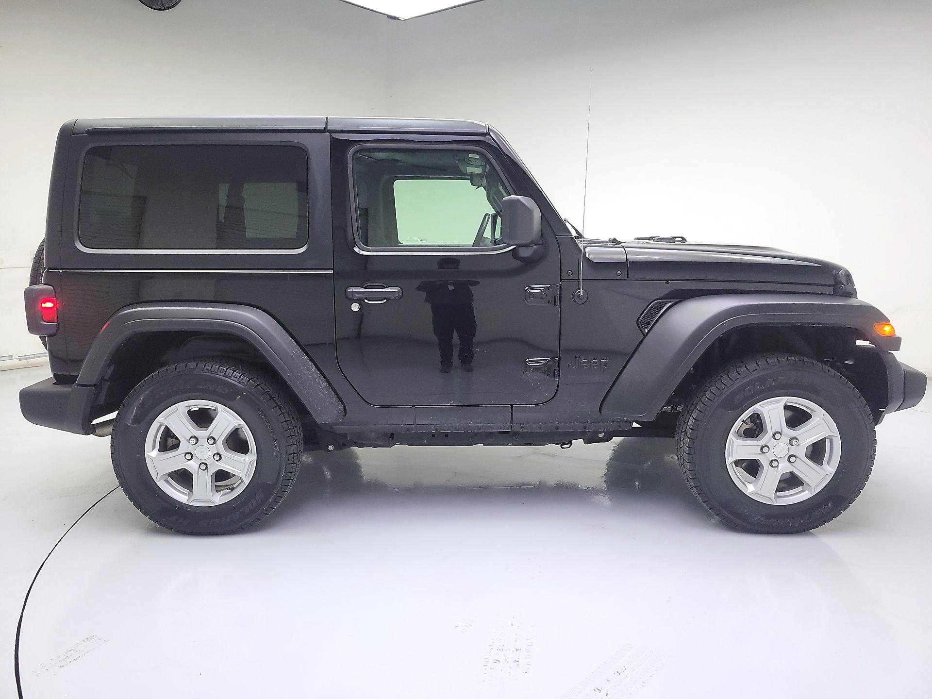 Thumbnail: 2021 Jeep Wrangler - 4