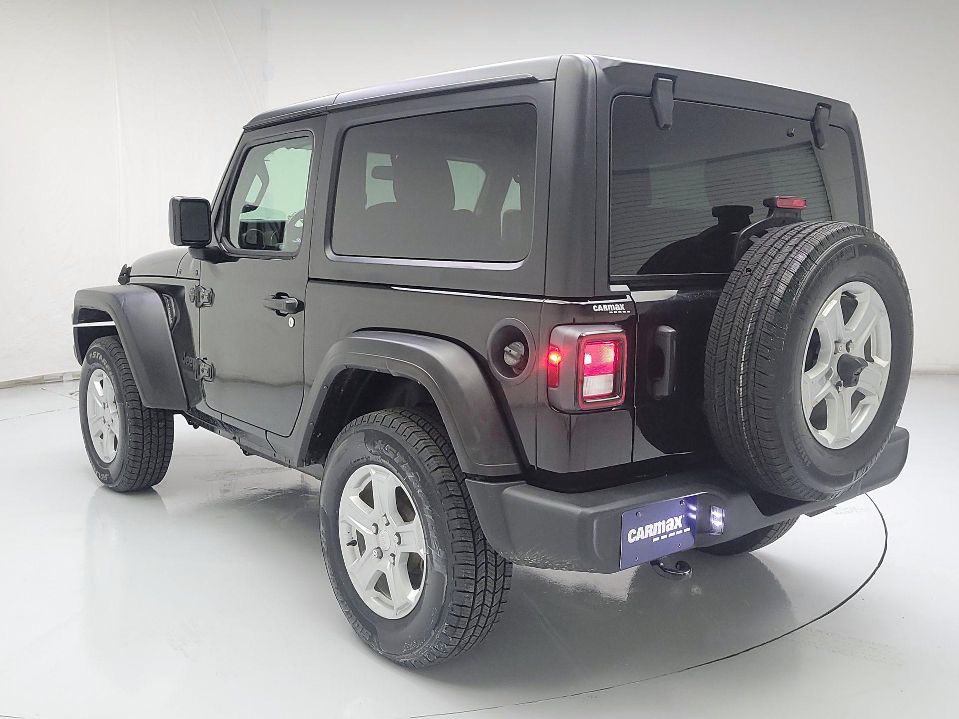Thumbnail: 2021 Jeep Wrangler - 7