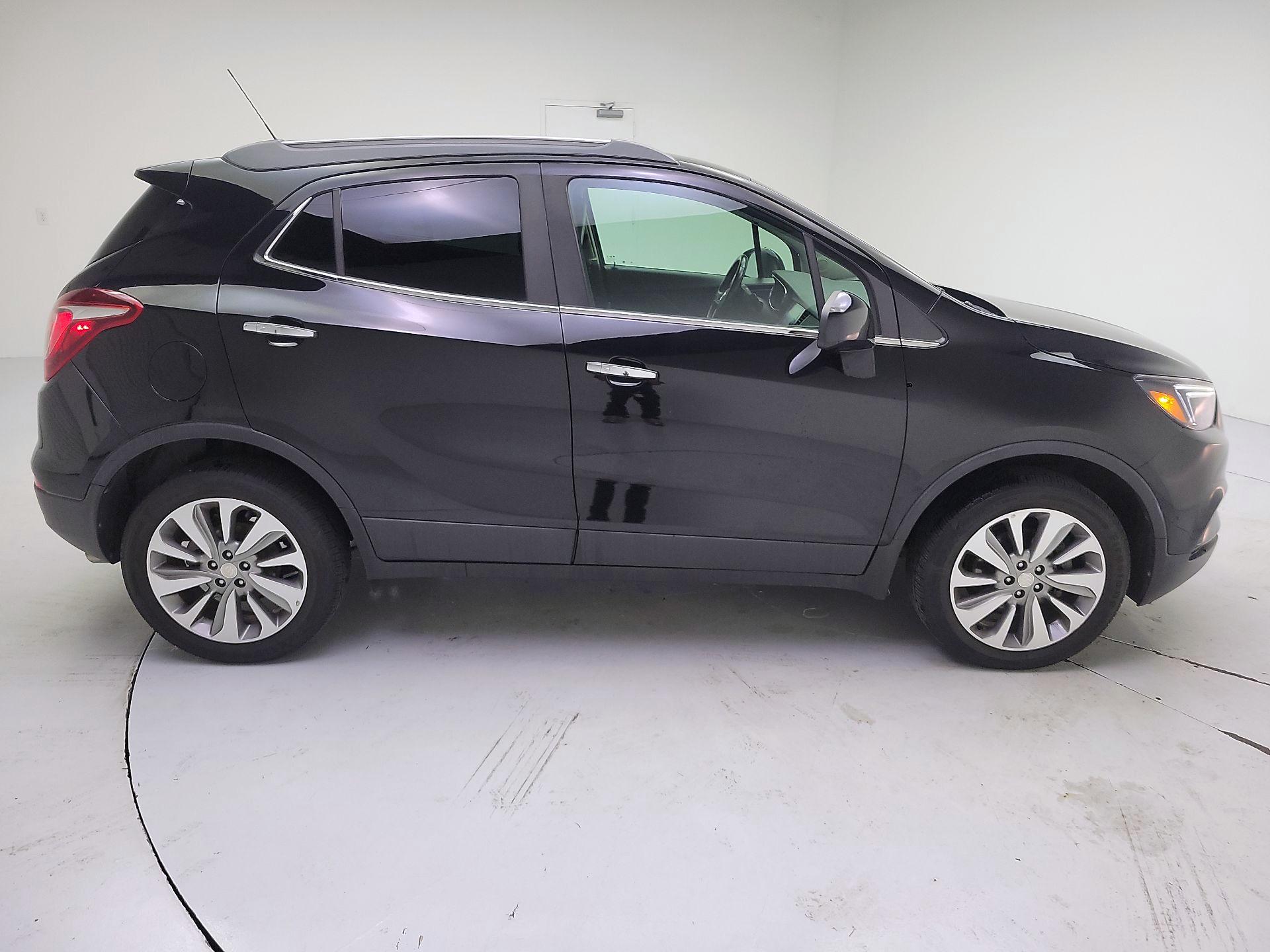 Thumbnail: 2020 Buick Encore - 4