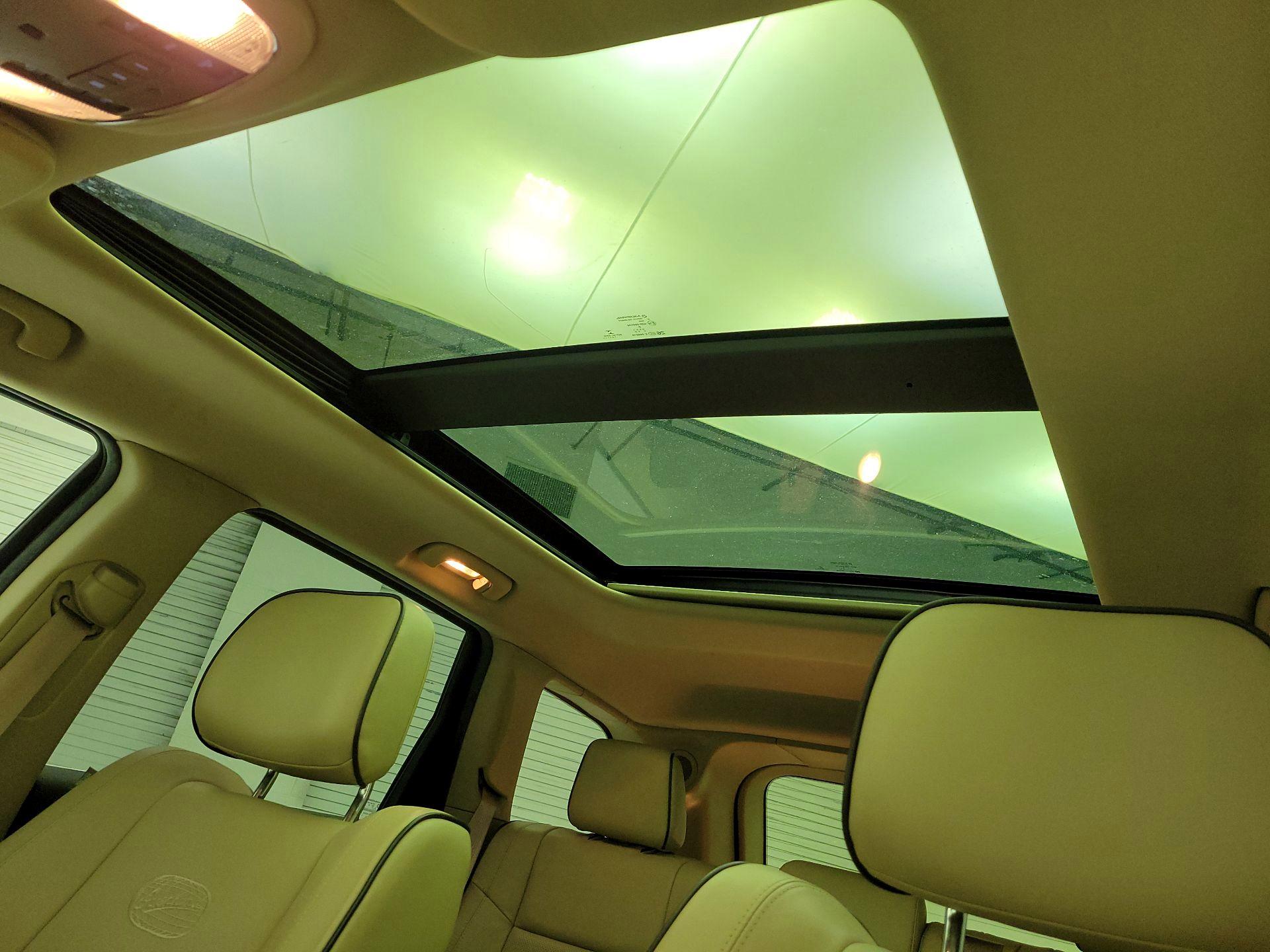 Thumbnail: 2015 Jeep Grand Cherokee - 20