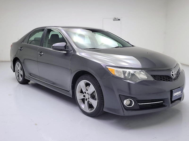 2014 Toyota Camry SE -
                  Frederick, MD