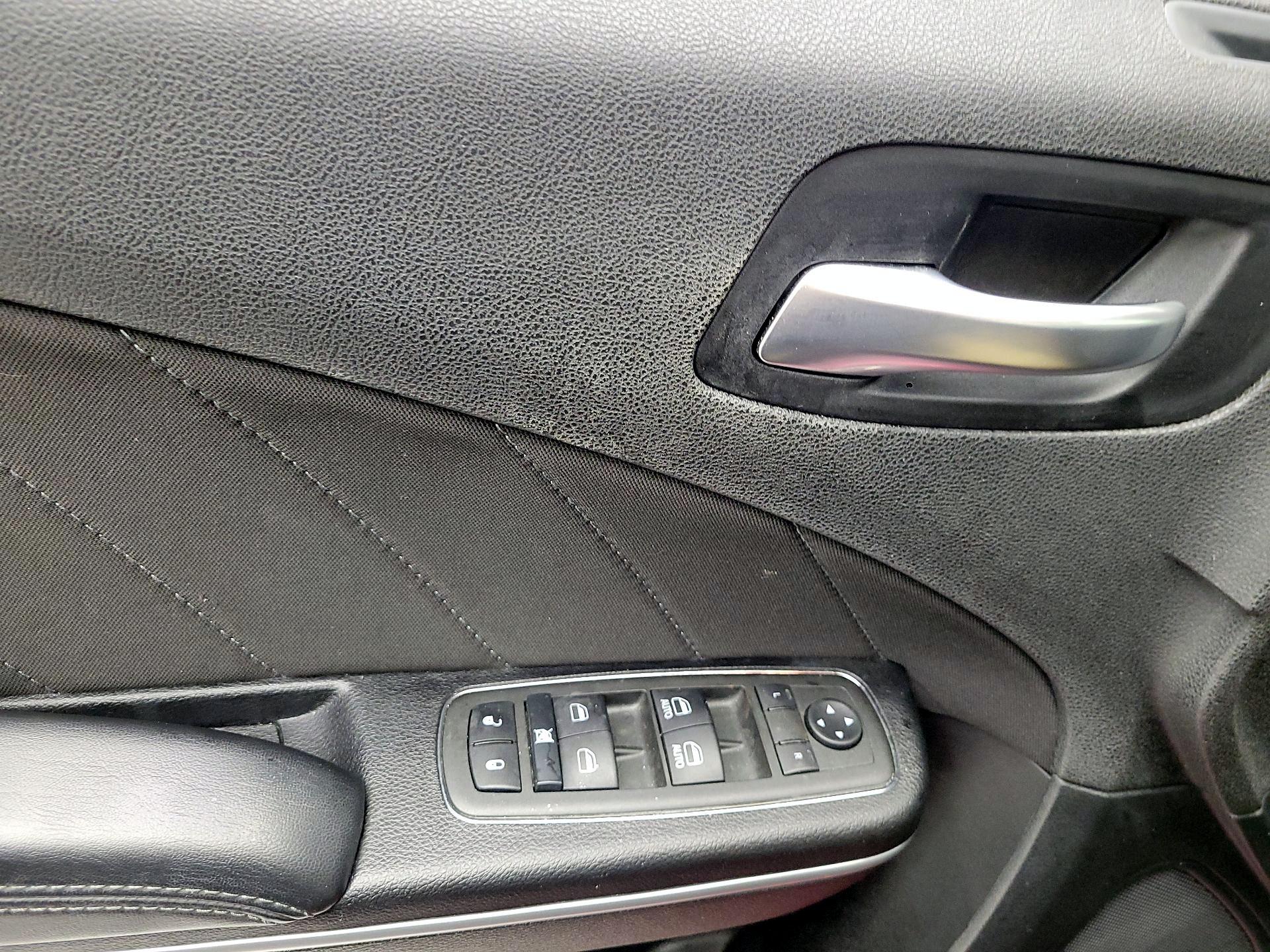 Thumbnail: 2022 Dodge Charger - 10