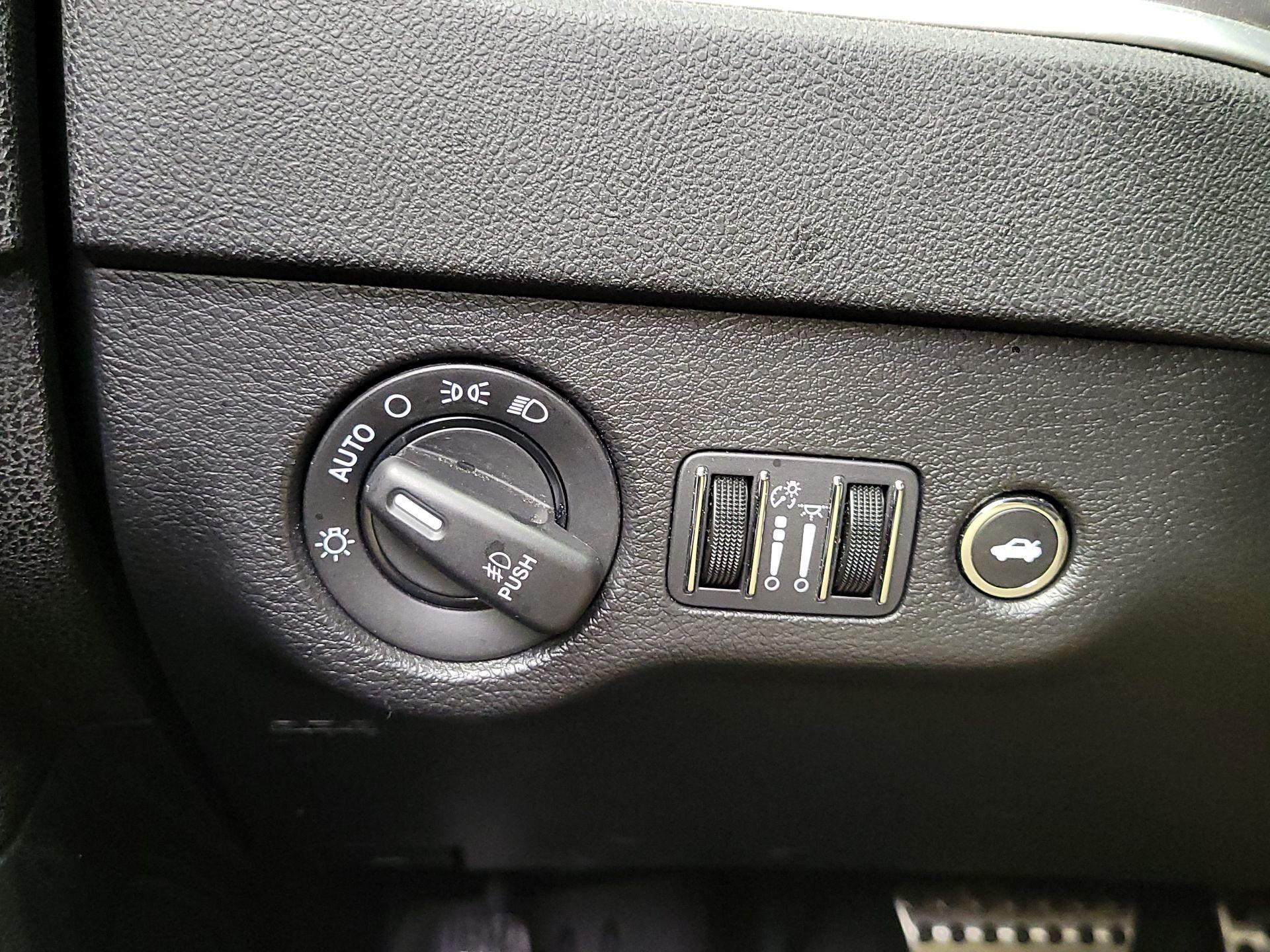 Thumbnail: 2022 Dodge Charger - 11