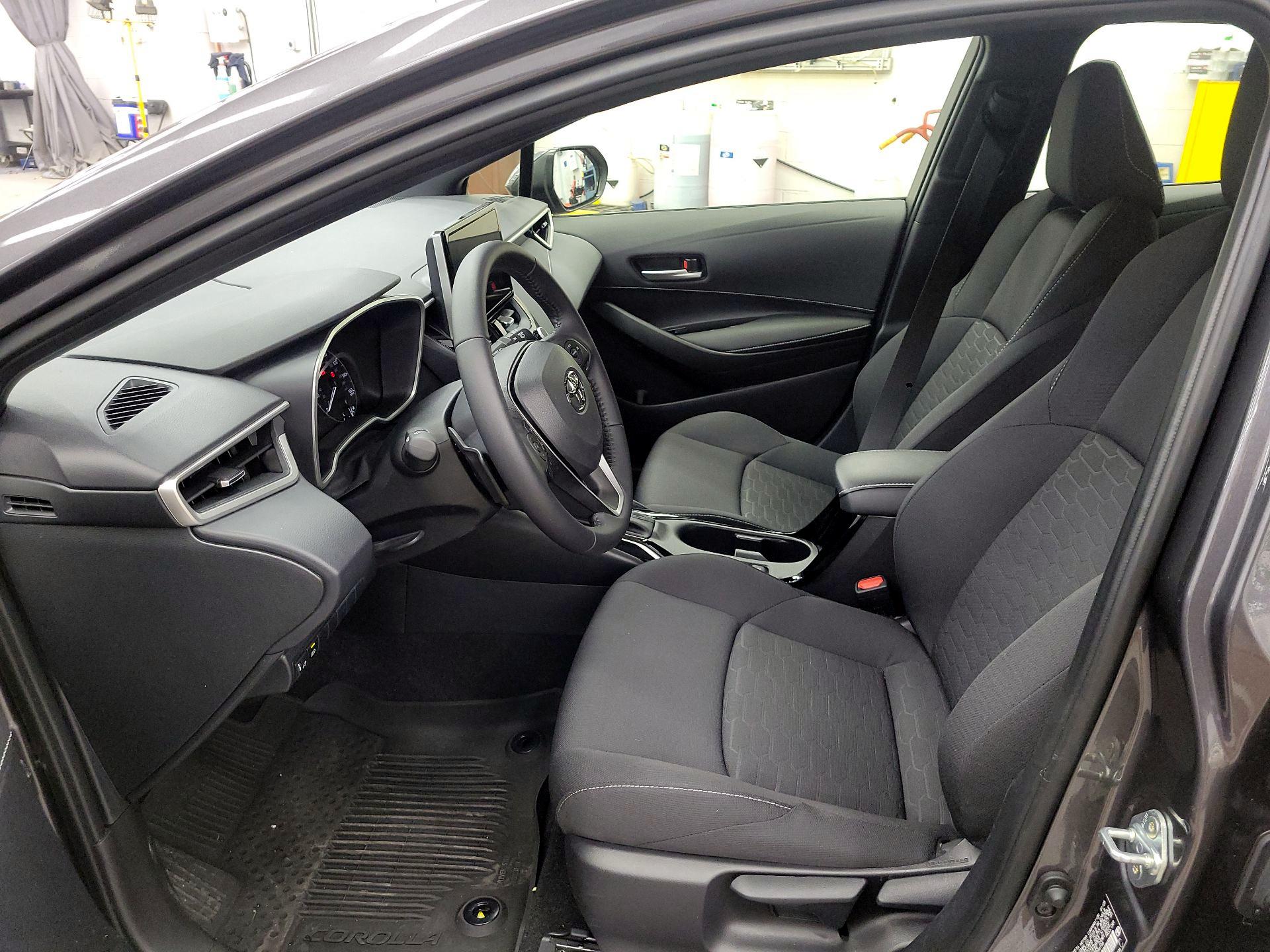 Thumbnail: 2025 Toyota Corolla - 9