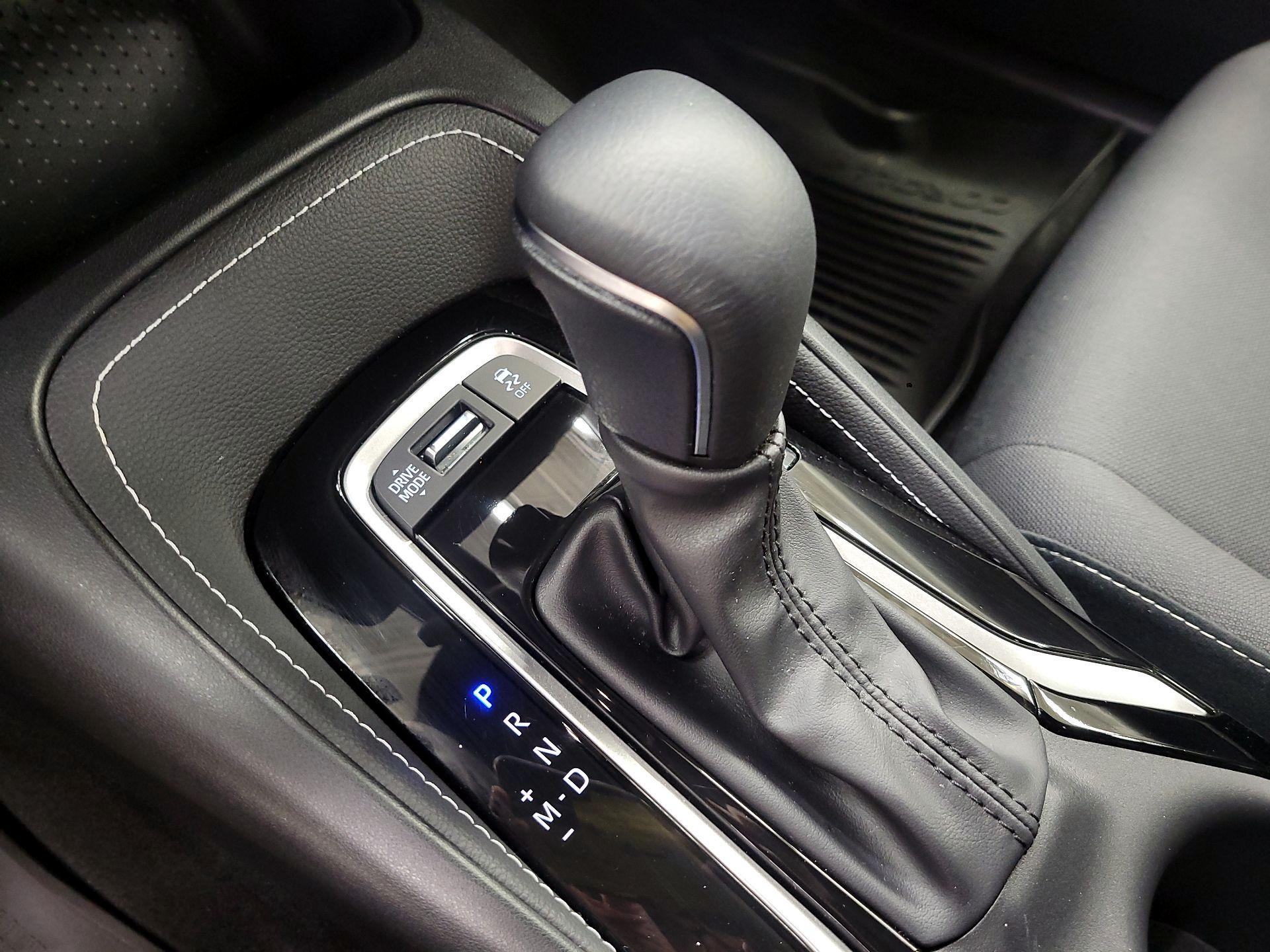 Thumbnail: 2025 Toyota Corolla - 16