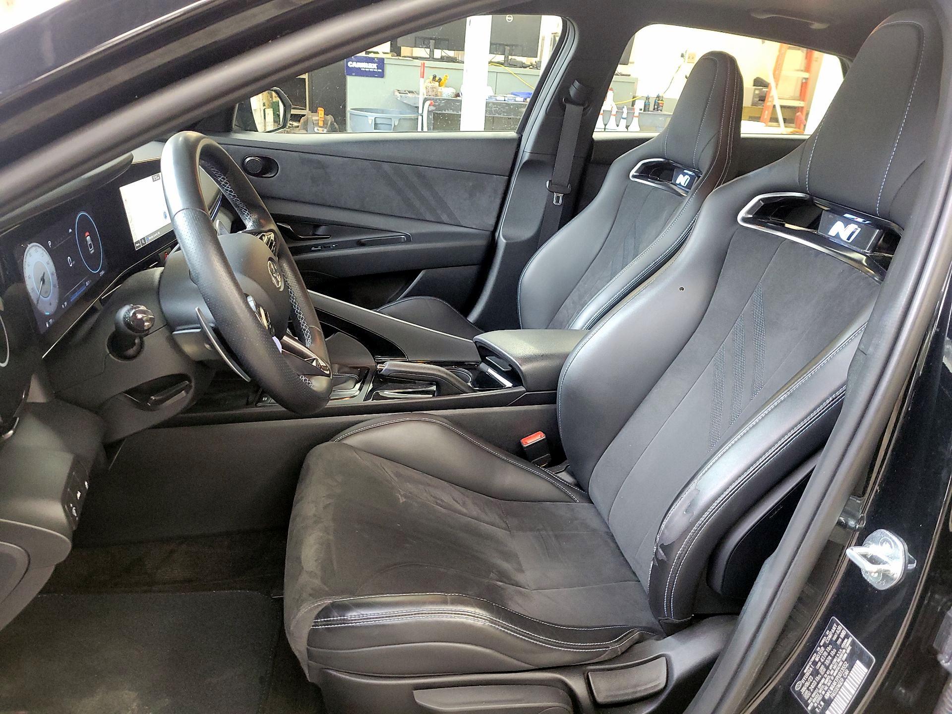 Thumbnail: 2023 Hyundai Elantra - 9