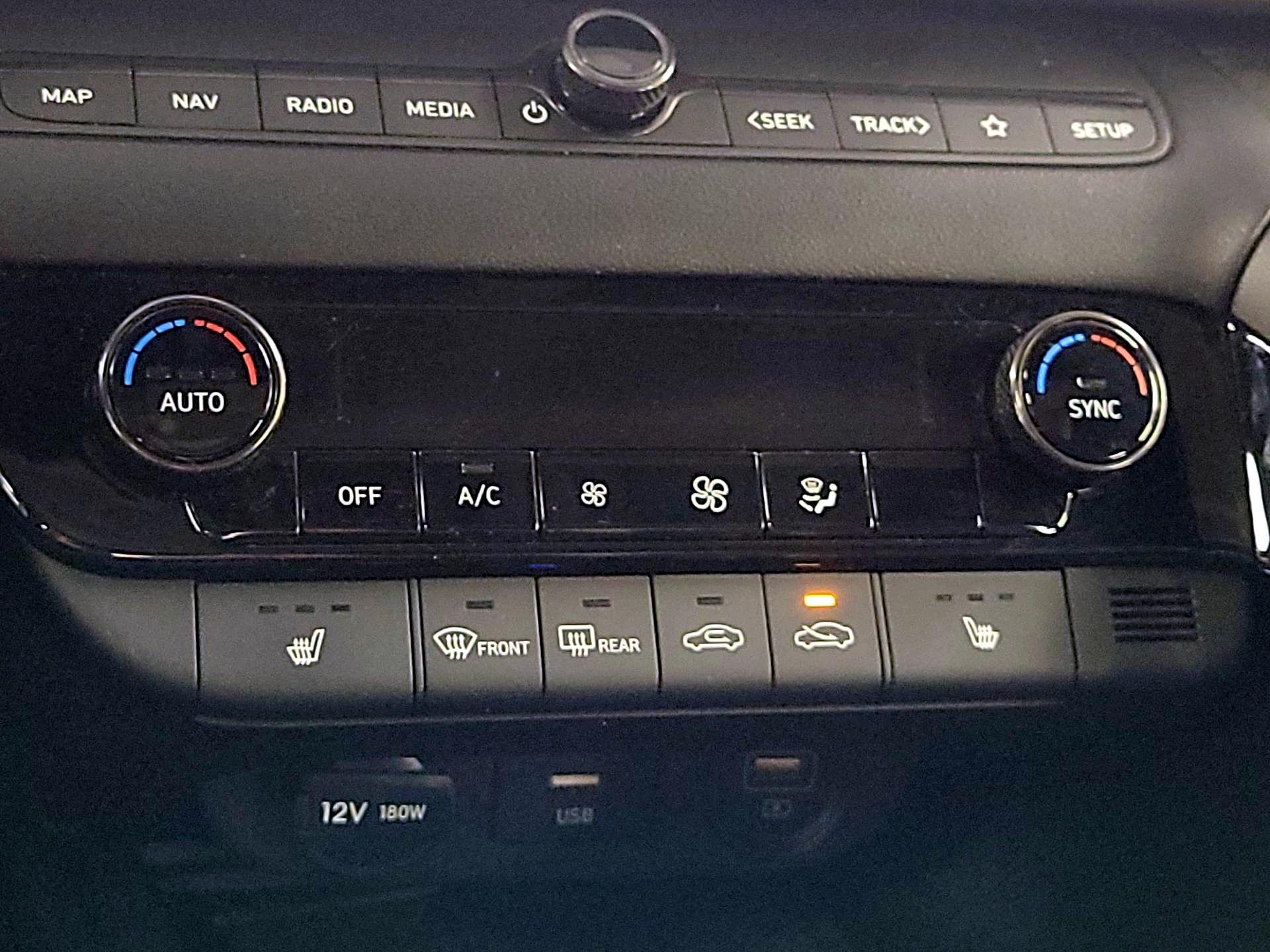 Thumbnail: 2023 Hyundai Elantra - 15