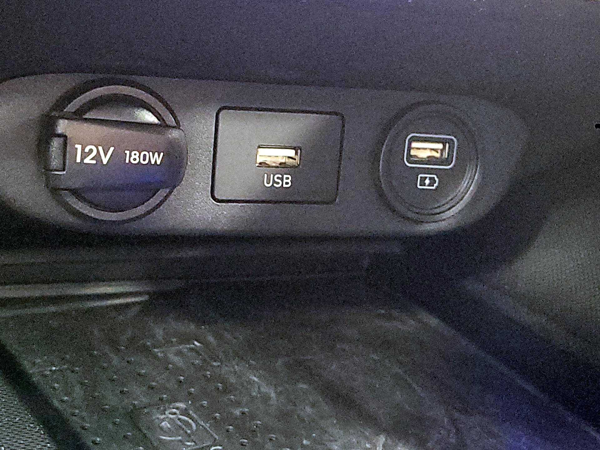 Thumbnail: 2023 Hyundai Elantra - 17