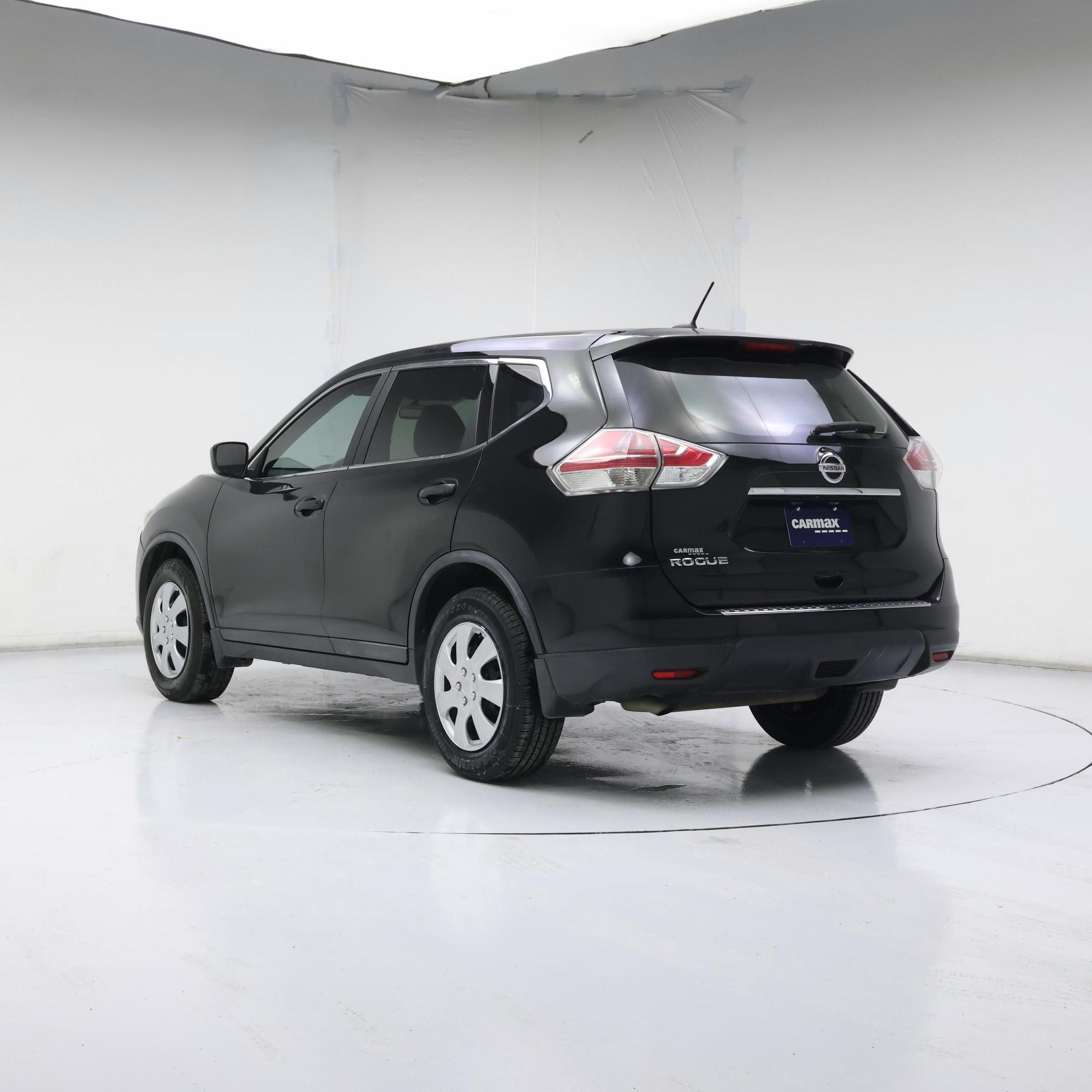 Thumbnail: 2016 Nissan Rogue - 2