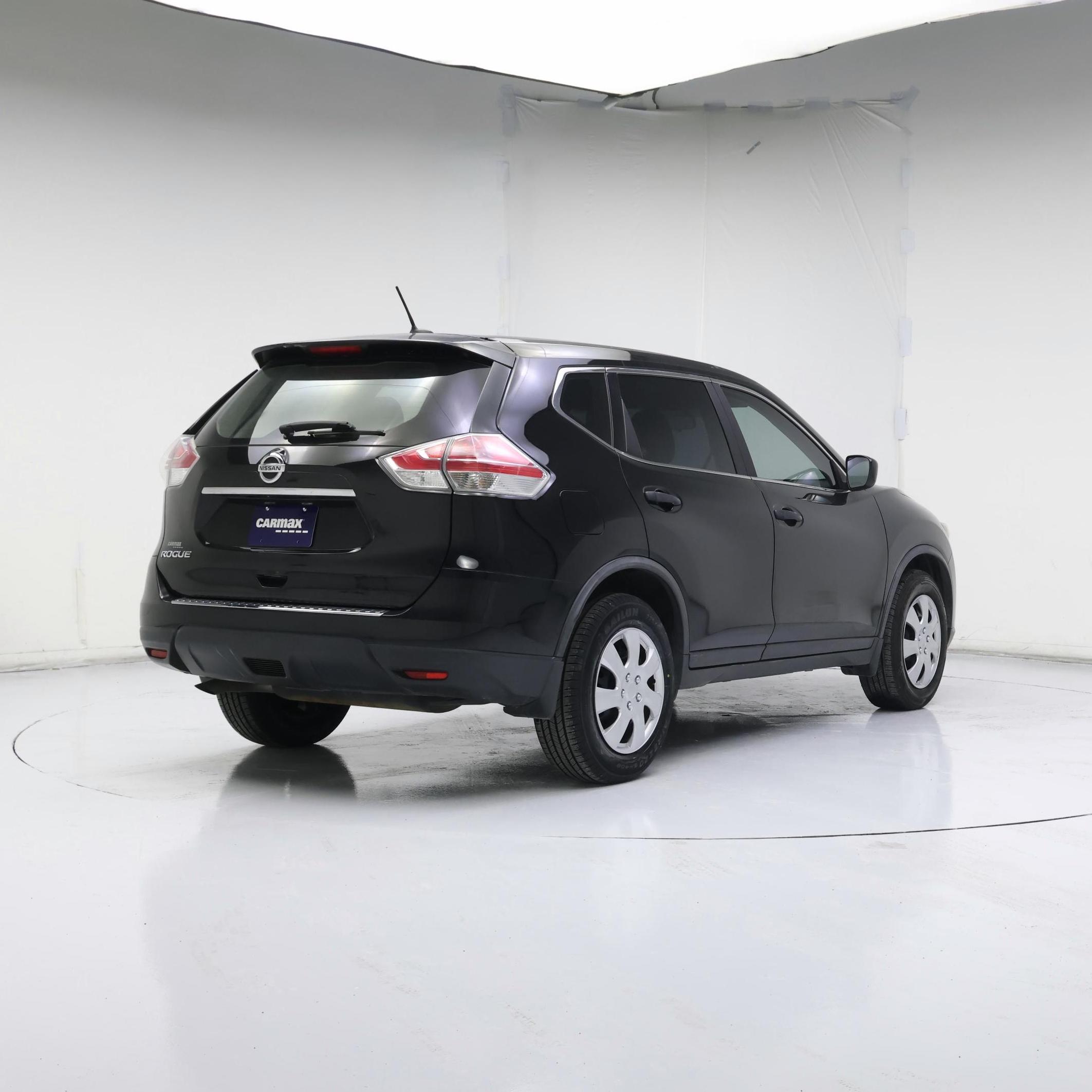 Thumbnail: 2016 Nissan Rogue - 8