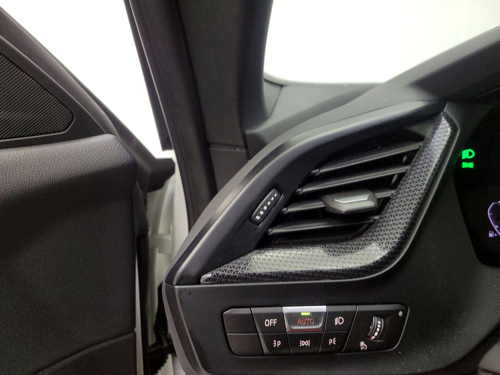 Thumbnail: 2022 BMW 2 Series - 13