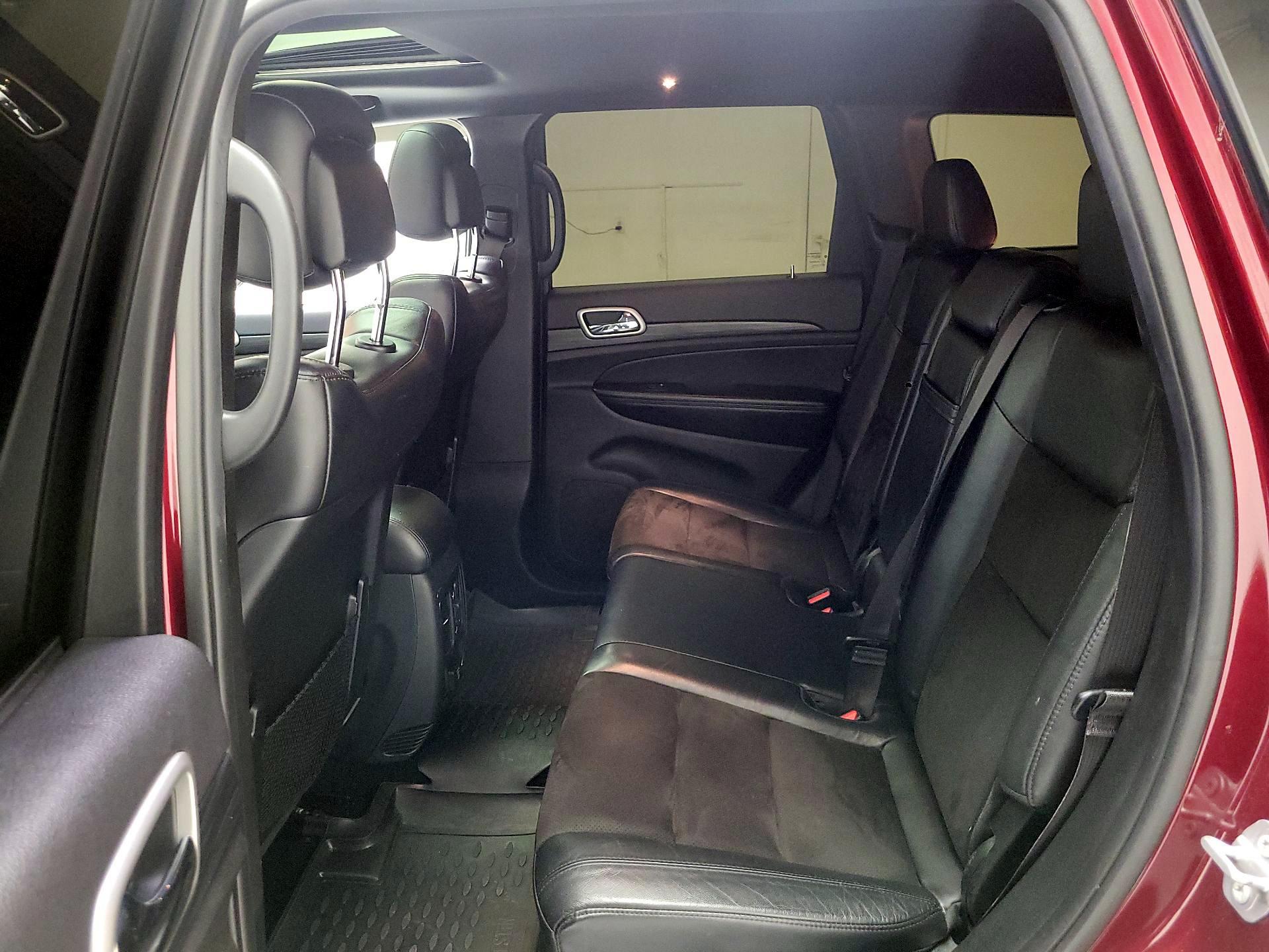 Thumbnail: 2020 Jeep Grand Cherokee - 19