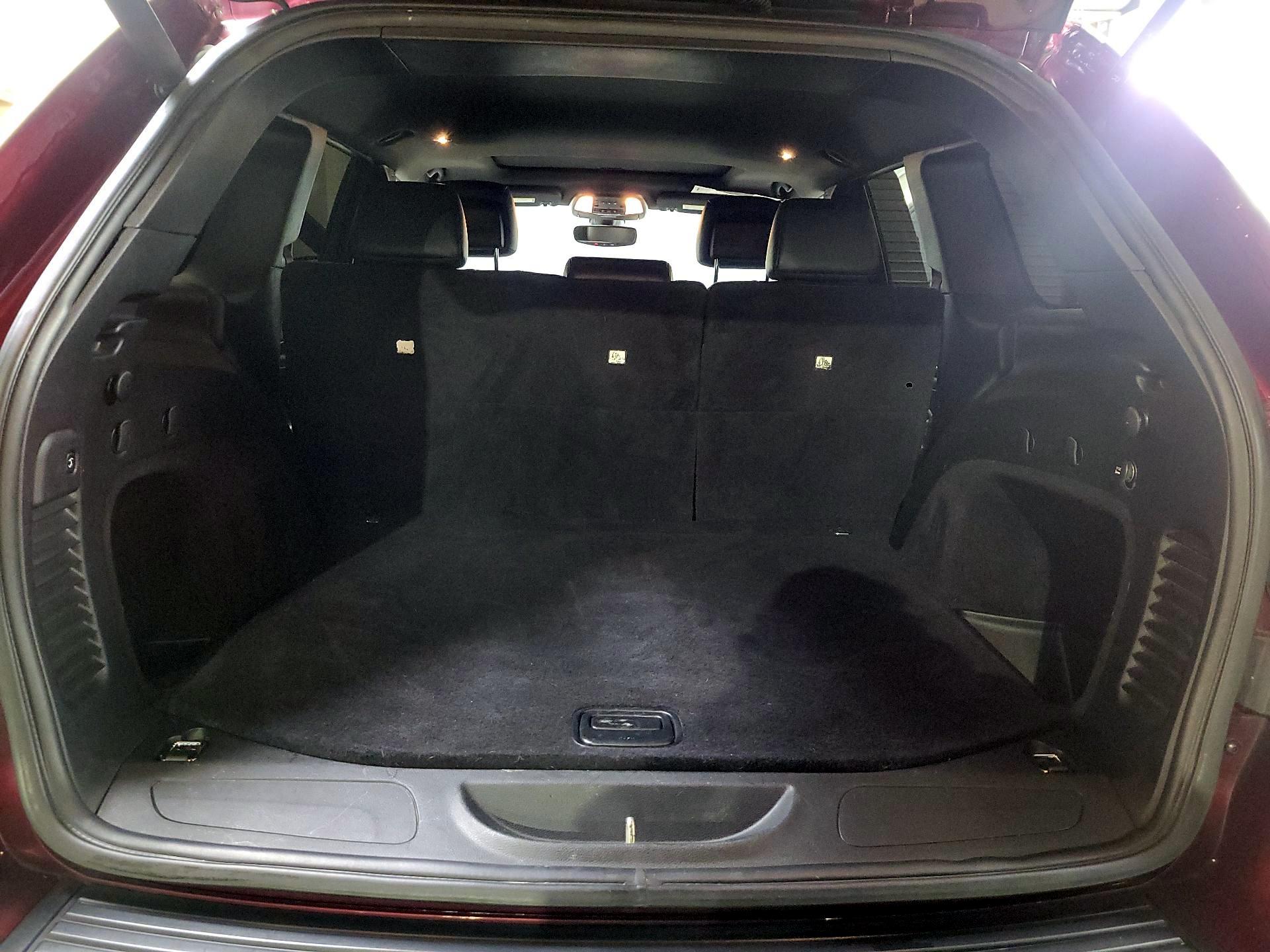 Thumbnail: 2020 Jeep Grand Cherokee - 20