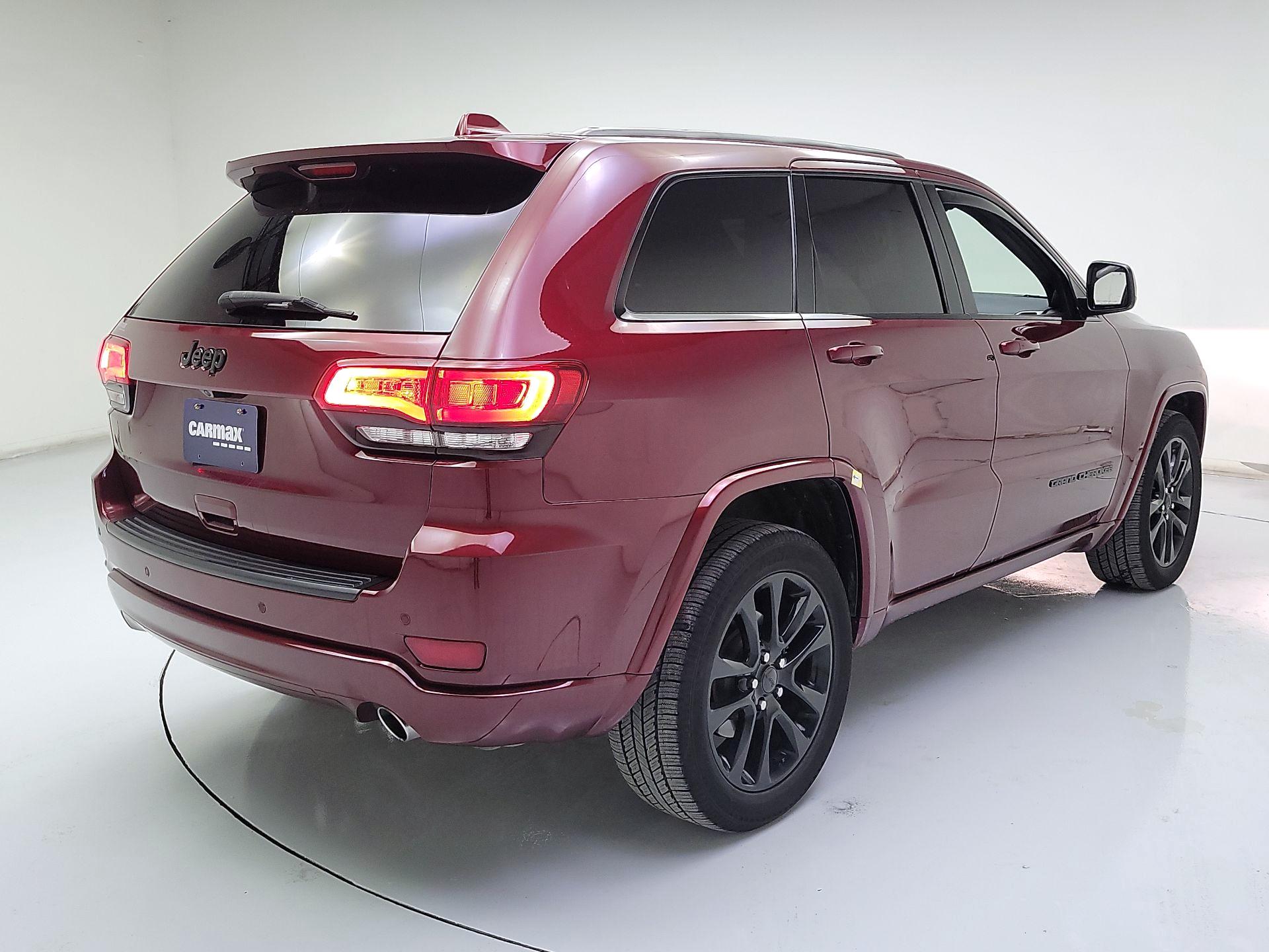 Thumbnail: 2020 Jeep Grand Cherokee - 5