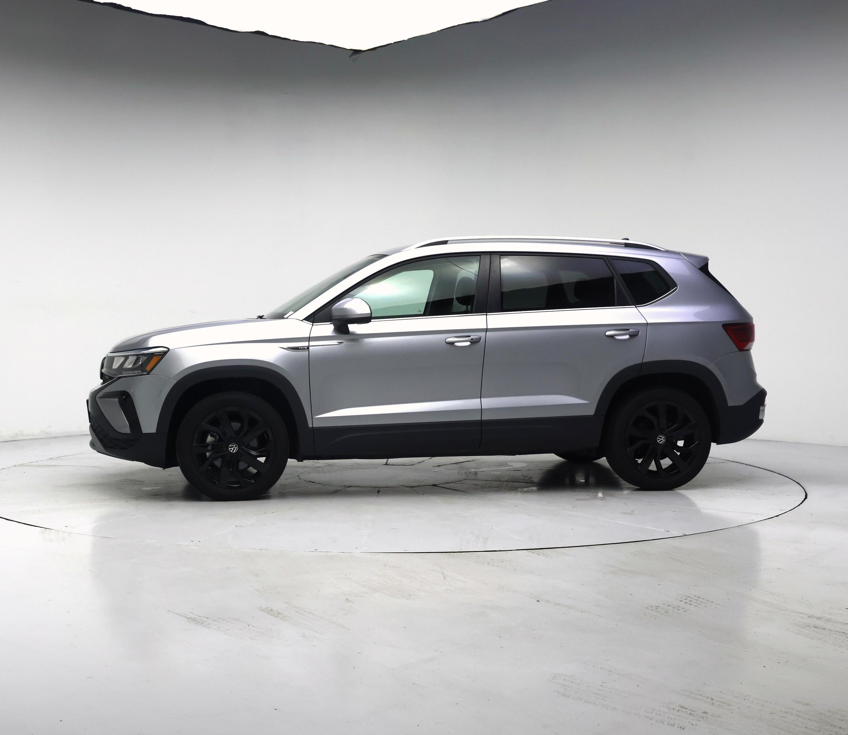 Thumbnail: 2024 Volkswagen Taos - 3