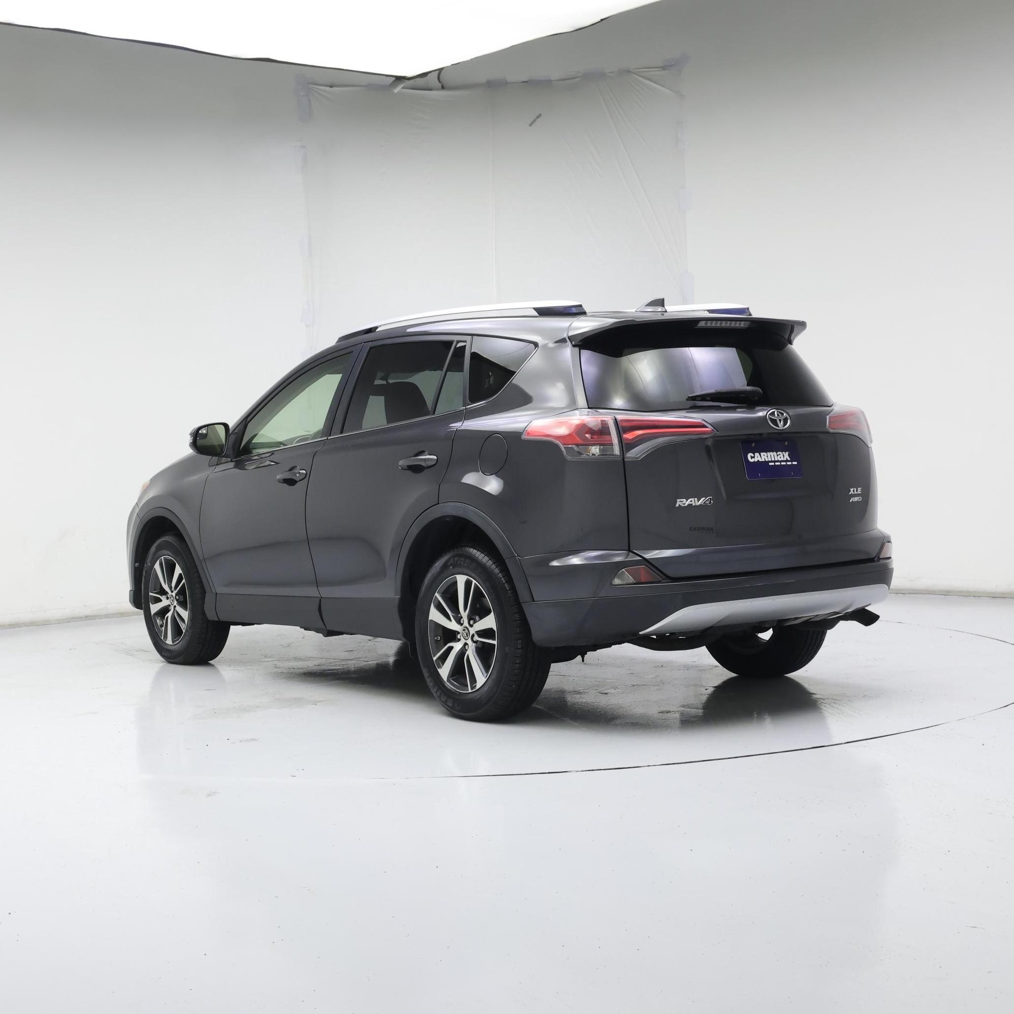 Thumbnail: 2016 Toyota RAV4 - 2