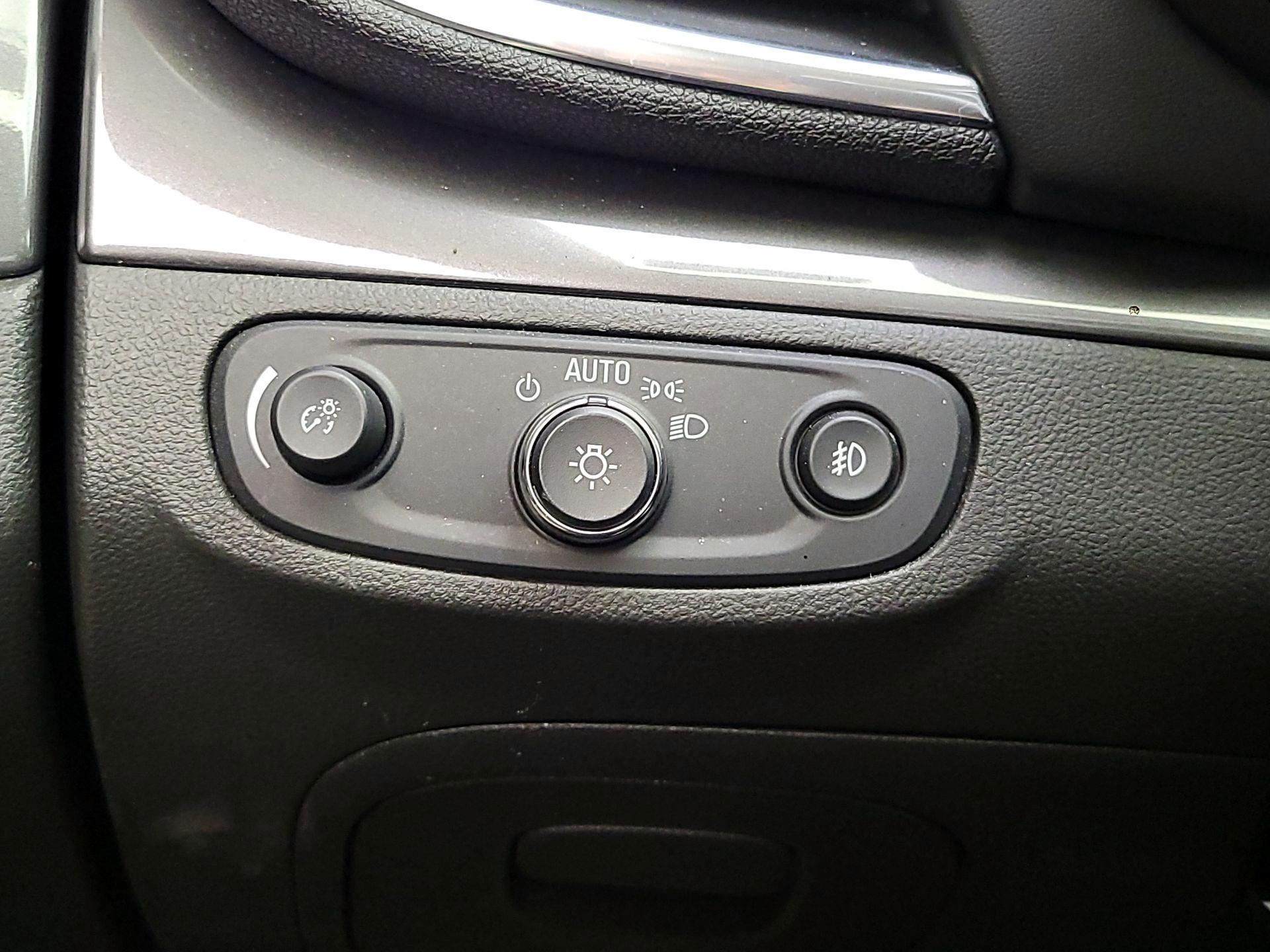 Thumbnail: 2017 Buick Encore - 11