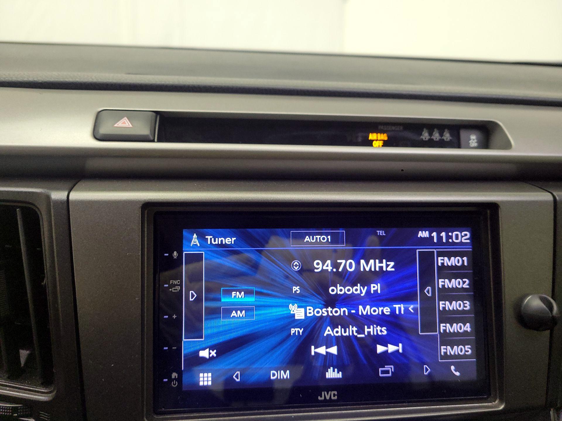 Thumbnail: 2018 Toyota RAV4 - 15