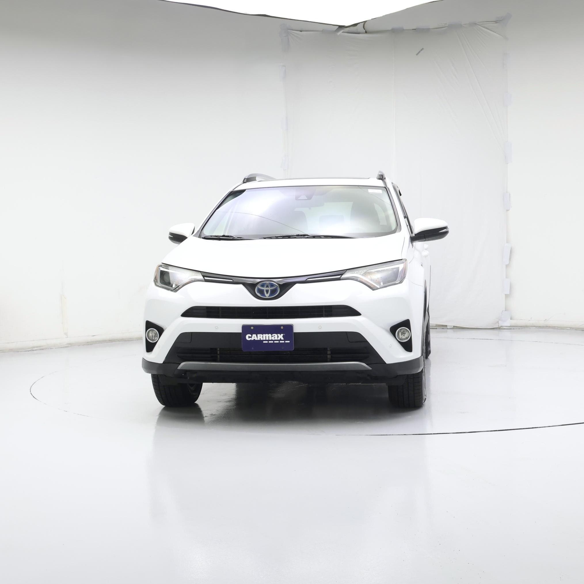 Thumbnail: 2018 Toyota RAV4 - 5