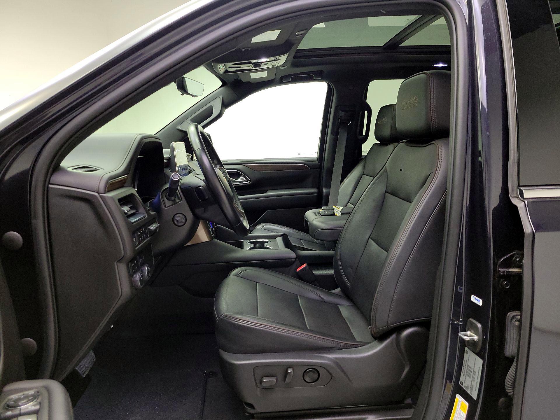 Thumbnail: 2022 Chevrolet Tahoe - 11