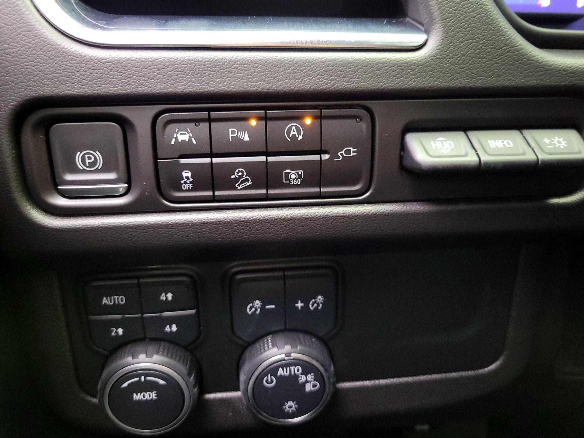 Thumbnail: 2022 Chevrolet Tahoe - 13