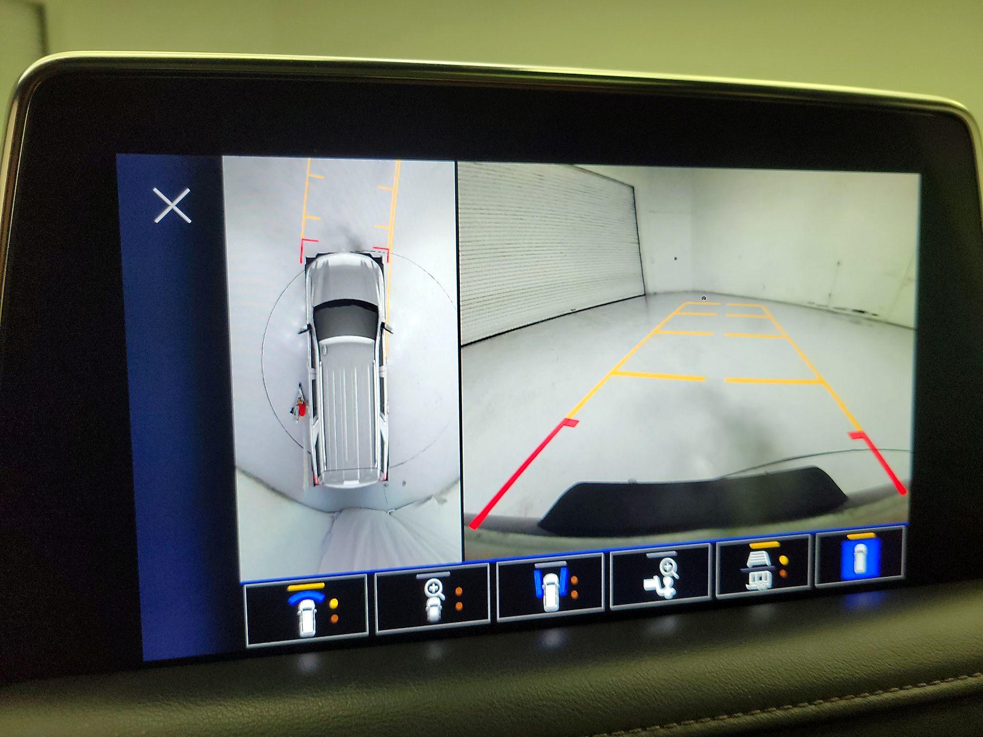 Thumbnail: 2022 Chevrolet Tahoe - 14