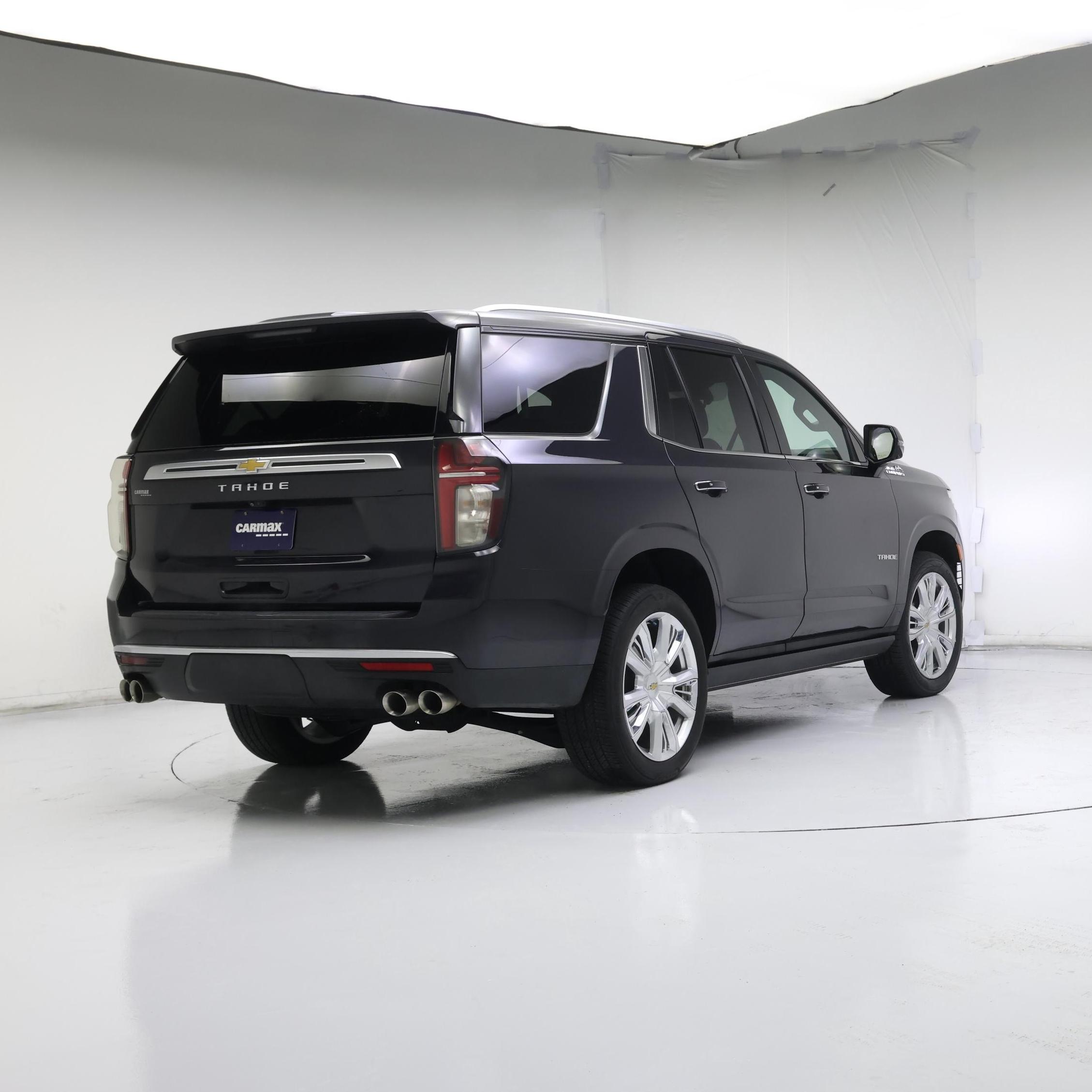 Thumbnail: 2022 Chevrolet Tahoe - 8