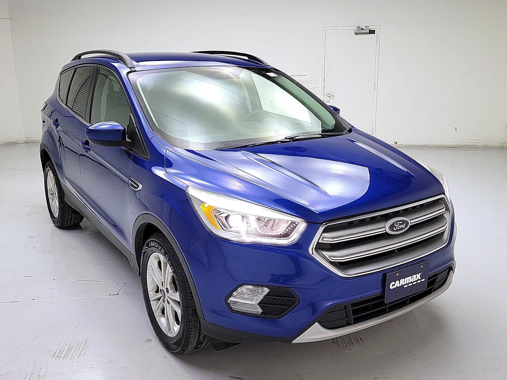 Thumbnail: 2017 Ford Escape - 1