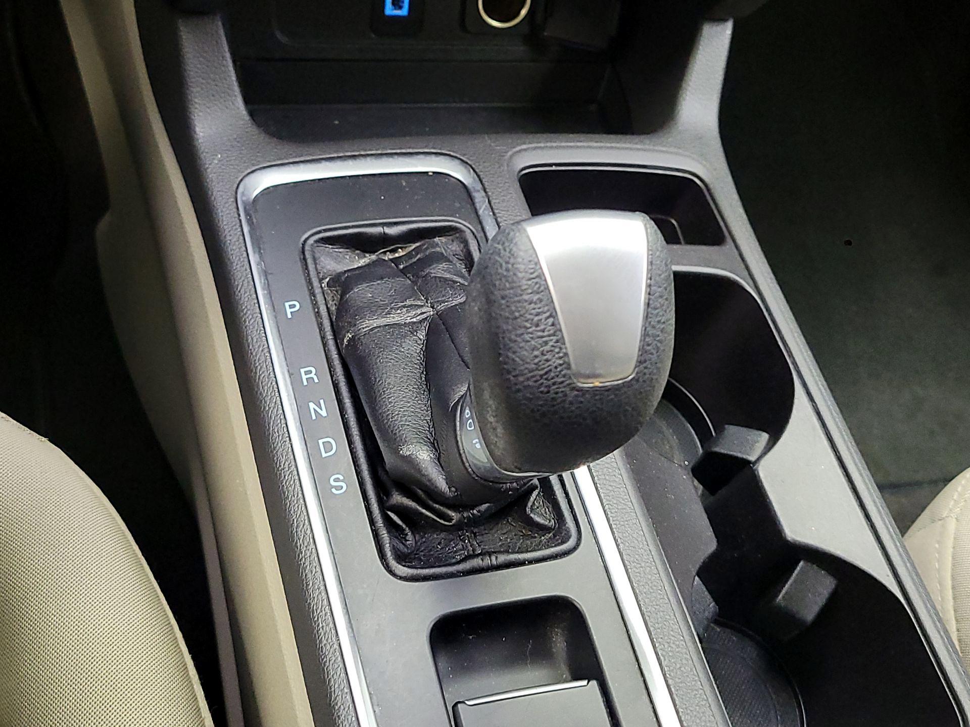 Thumbnail: 2017 Ford Escape - 15