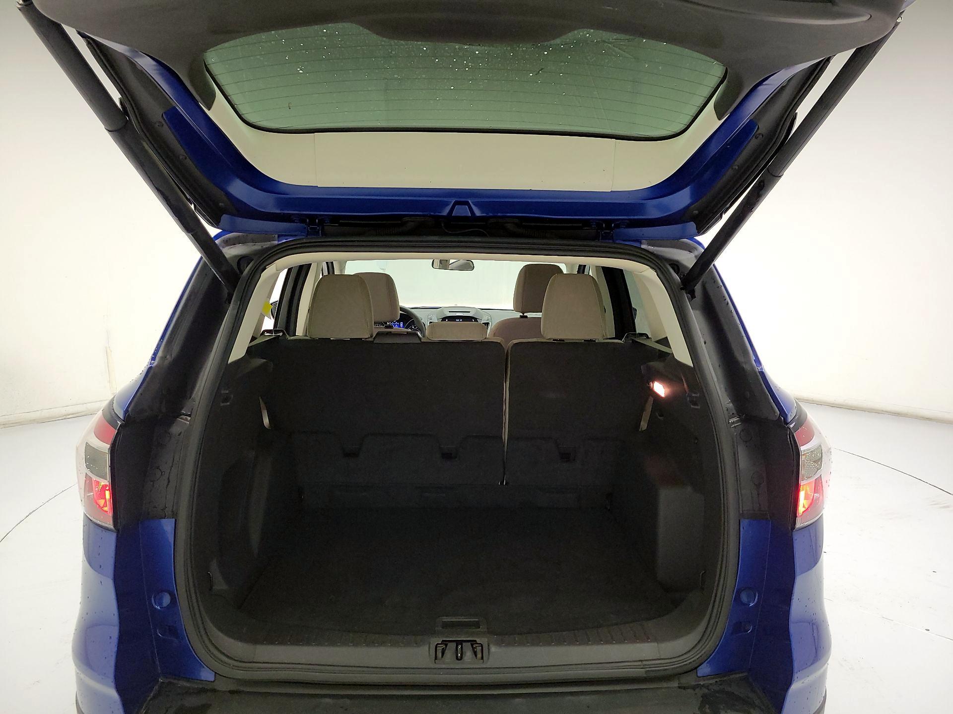 Thumbnail: 2017 Ford Escape - 18